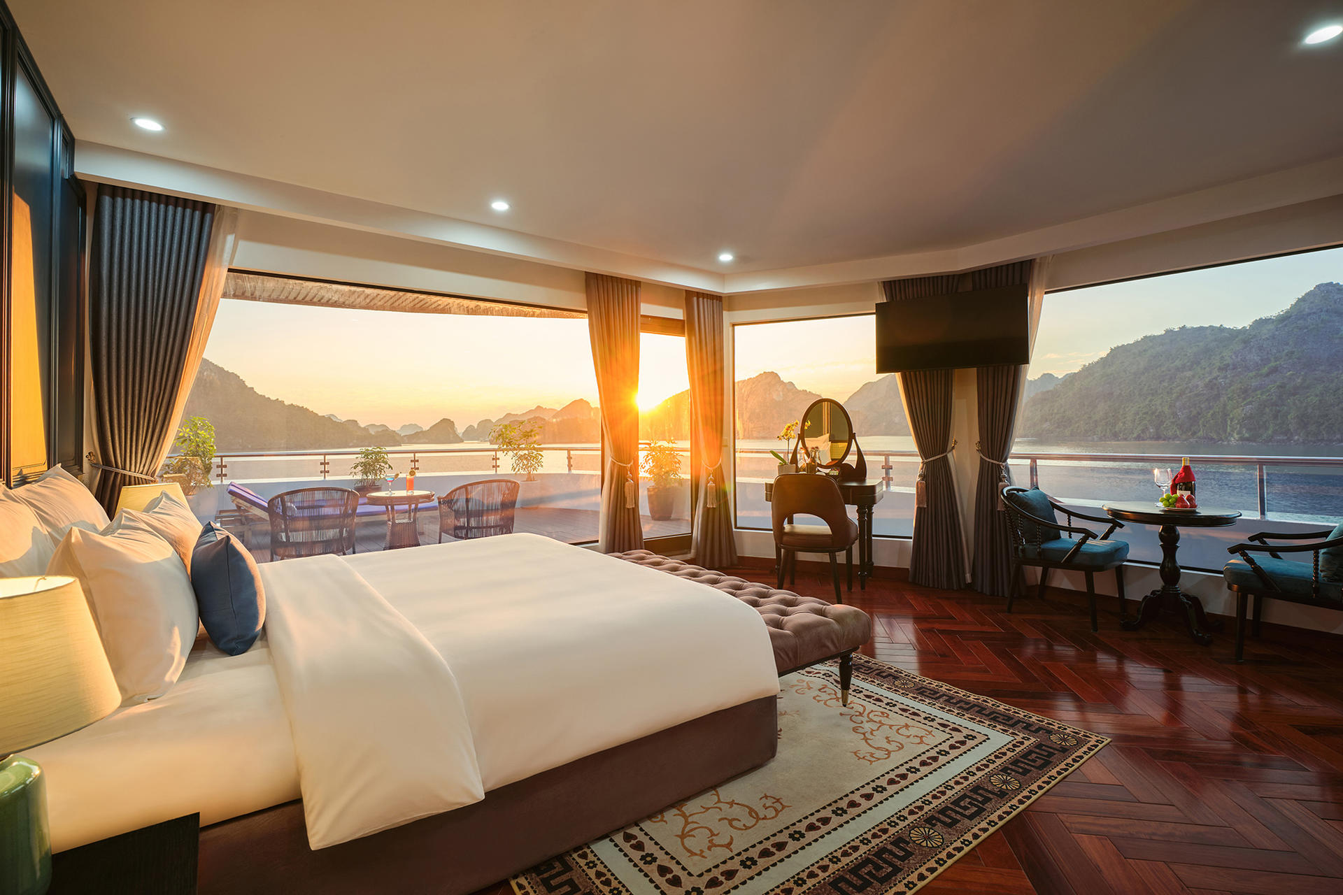 Aqua Luxury 2D1N Cruise: Ha Long Bay & Lan Ha Bay Tour - Thumbnail 3