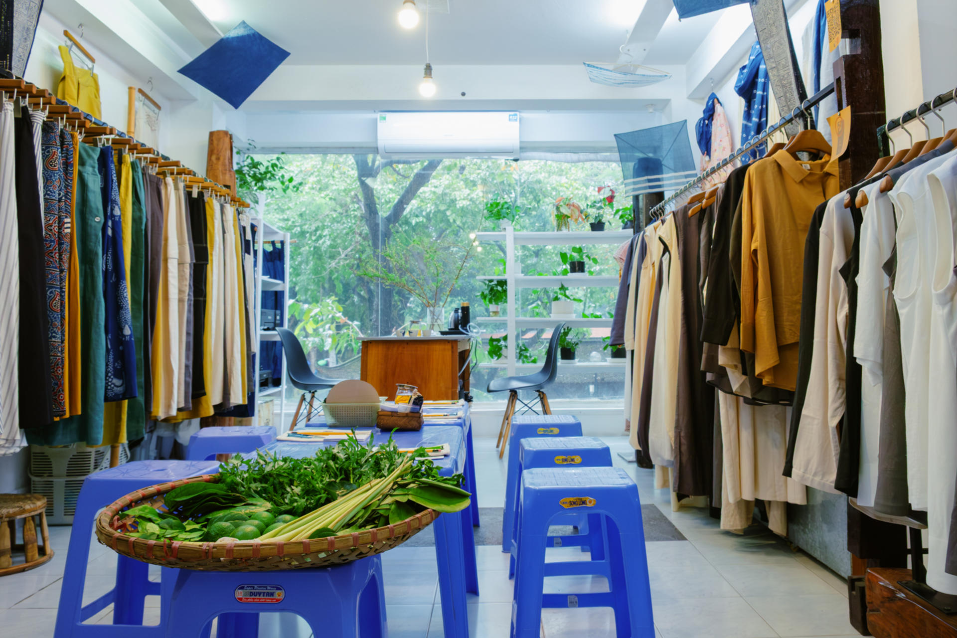 Hanoi Indigo Workshop: Natural Tie-Dye with Local Artisans - Thumbnail 2