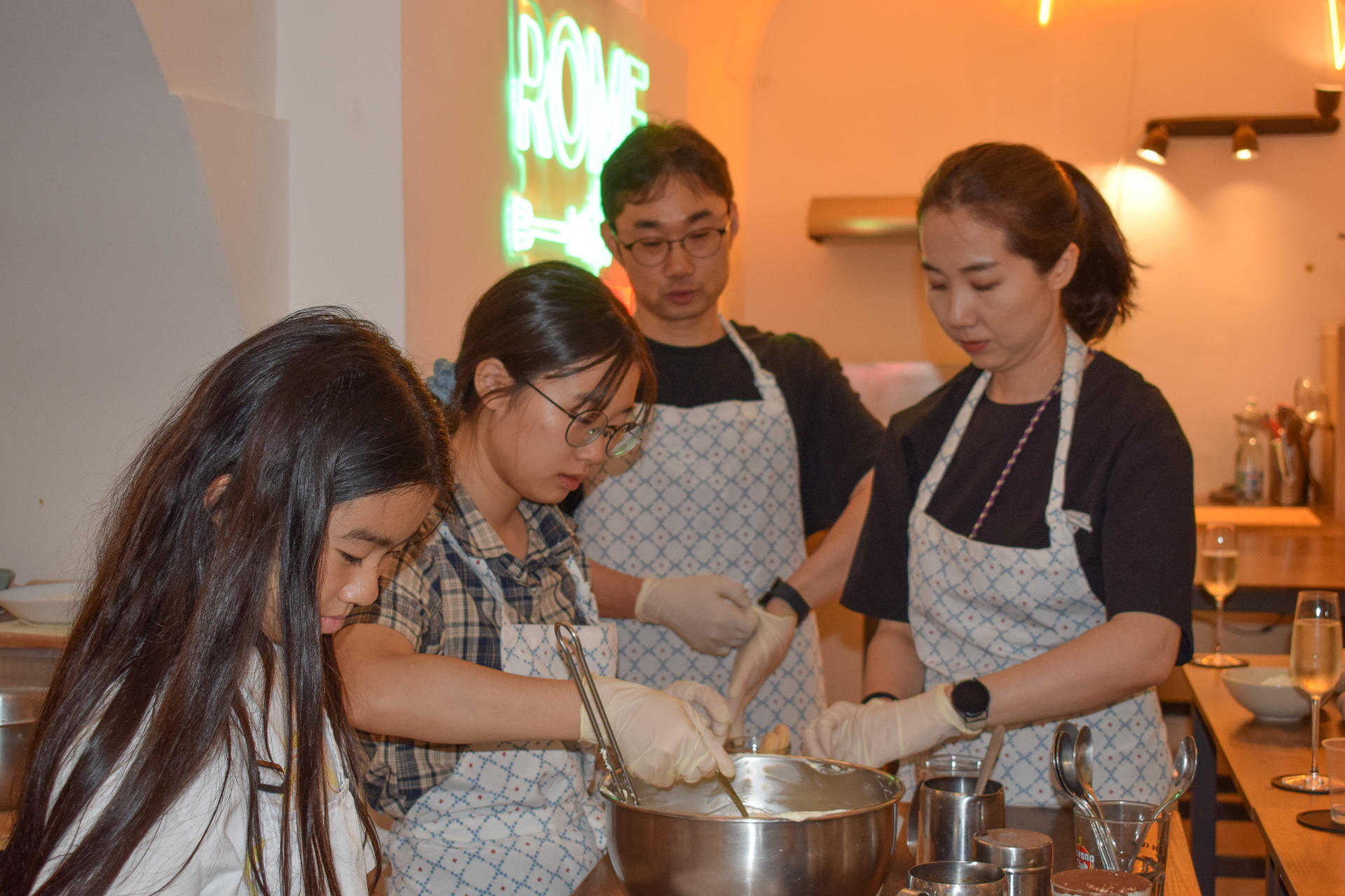 2-in-1: Rome Pasta and Tiramisu Cooking Class near the Colosseum - Thumbnail 11