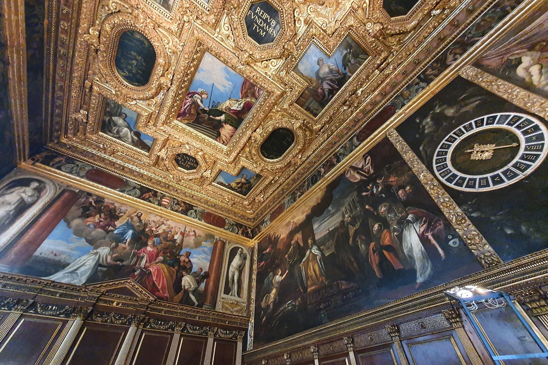 Doge's Palace & St. Marks Basilica Tour in Venice - Image 1