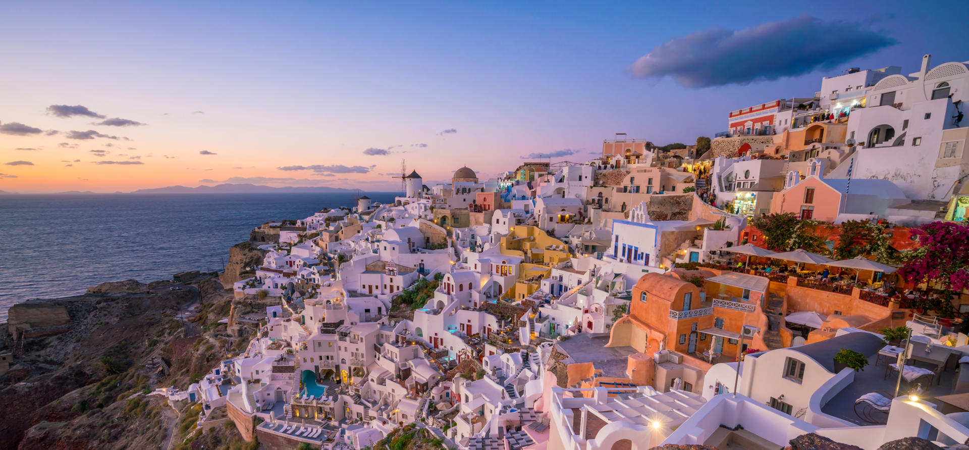 Sightseeing in Santorini - Thumbnail 7