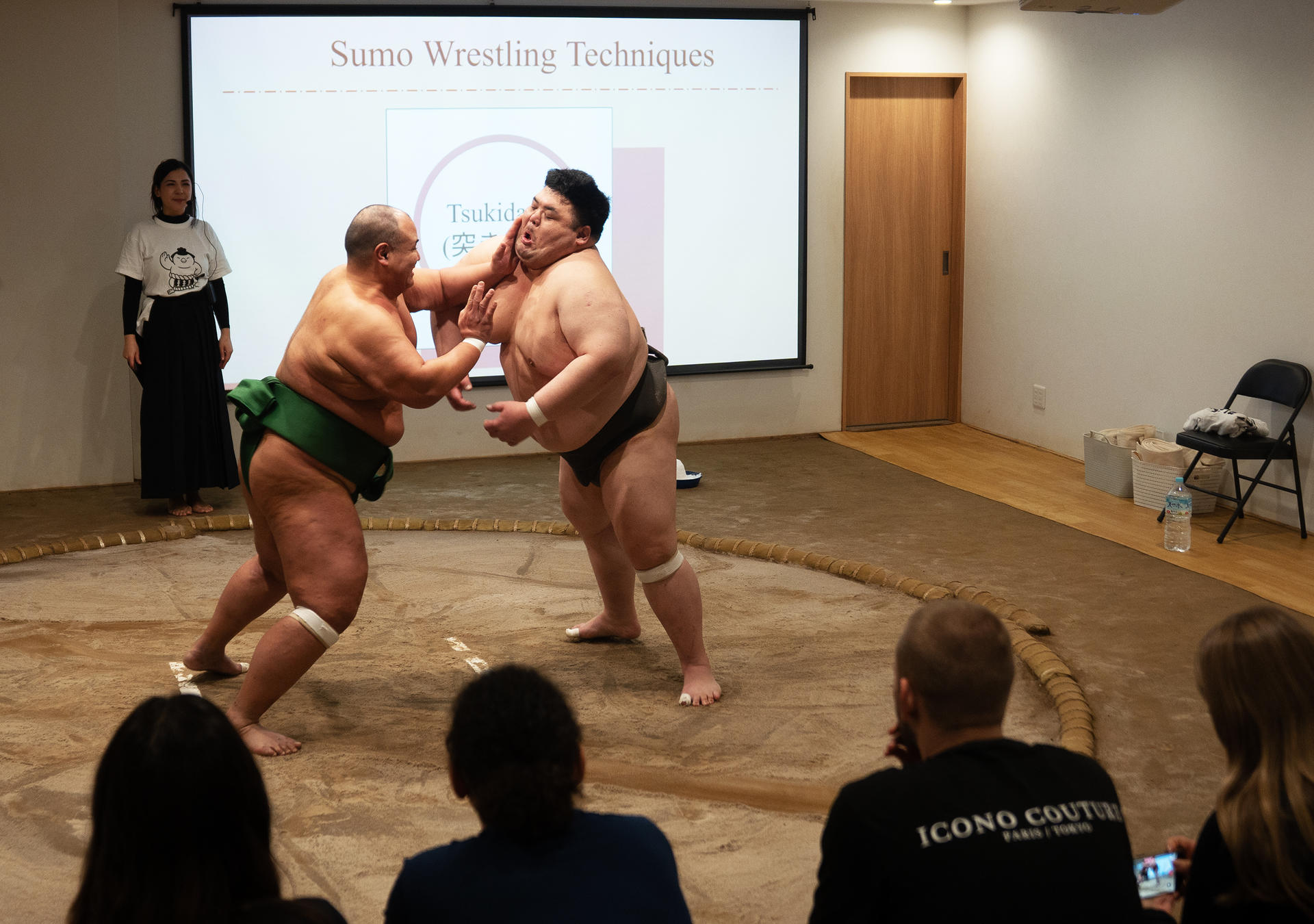 Osaka: Sumo Live Match Show with Audience Challenge - Thumbnail 17