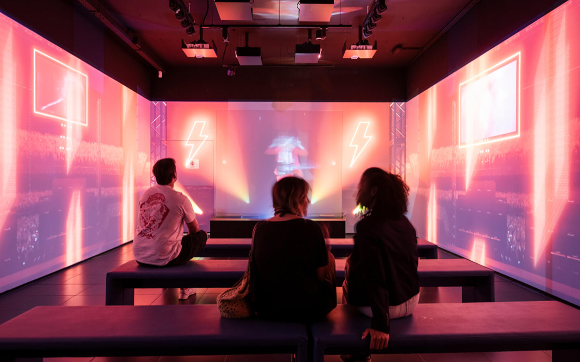 Guitar Legends Hall: Rock Museum in Barcelona - Thumbnail 8