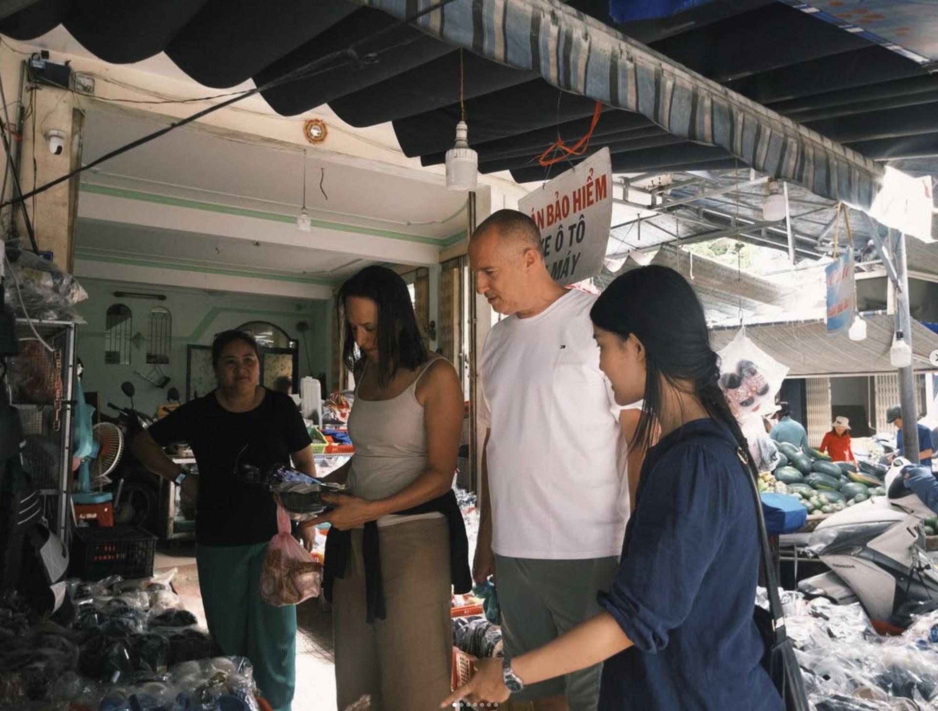 Da Nang Cooking Class & Market Discovery - Thumbnail 4