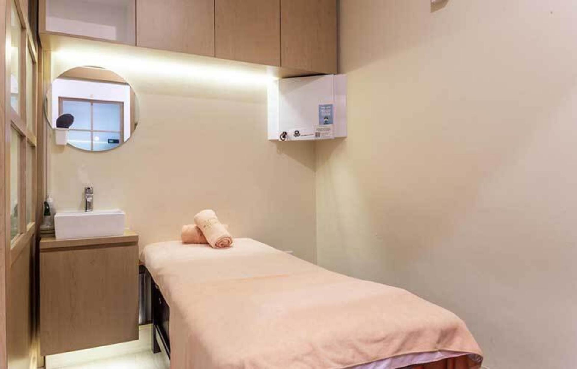 Massage and Reflexology at Syoujin  - Thumbnail 6