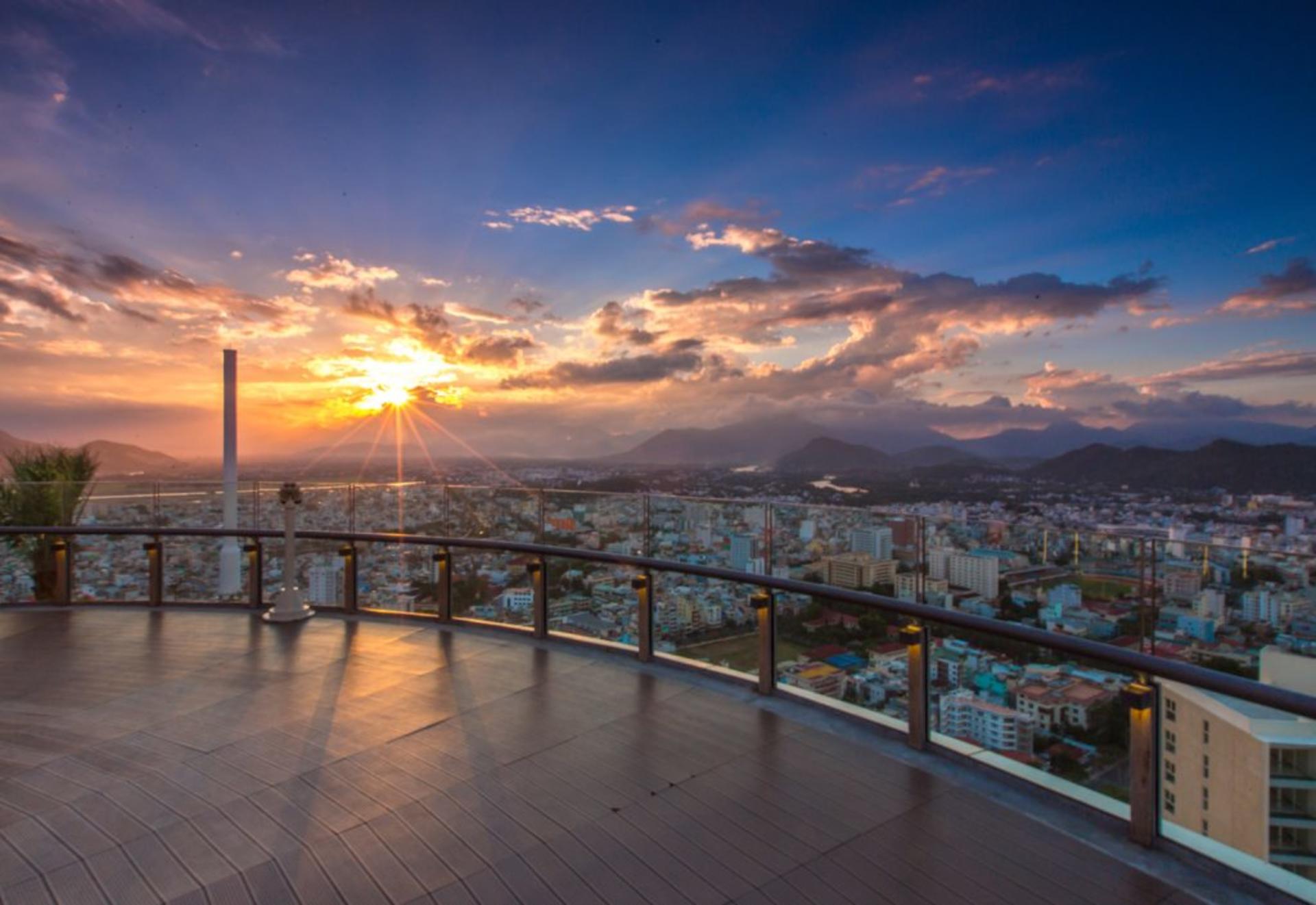 Skylight 360 Skydeck & Rooftop Beach Club in Nha Trang - Thumbnail 2