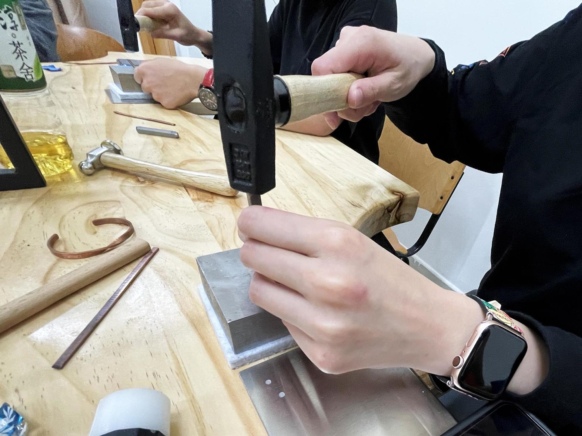 Dirty Hand Studio - Bangle Workshop | "Leave your message" Copper Bangle, Sterling Silver Bangle Workshop | Kwai Chung  - Thumbnail 8