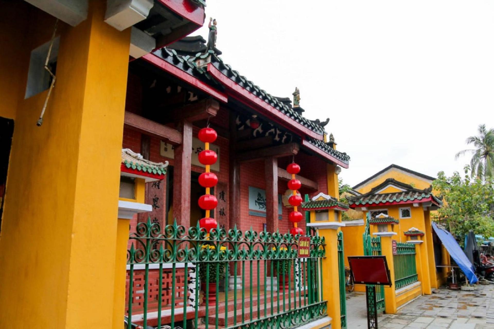 Private Photoshoot Experience in Hoi An - Thumbnail 3