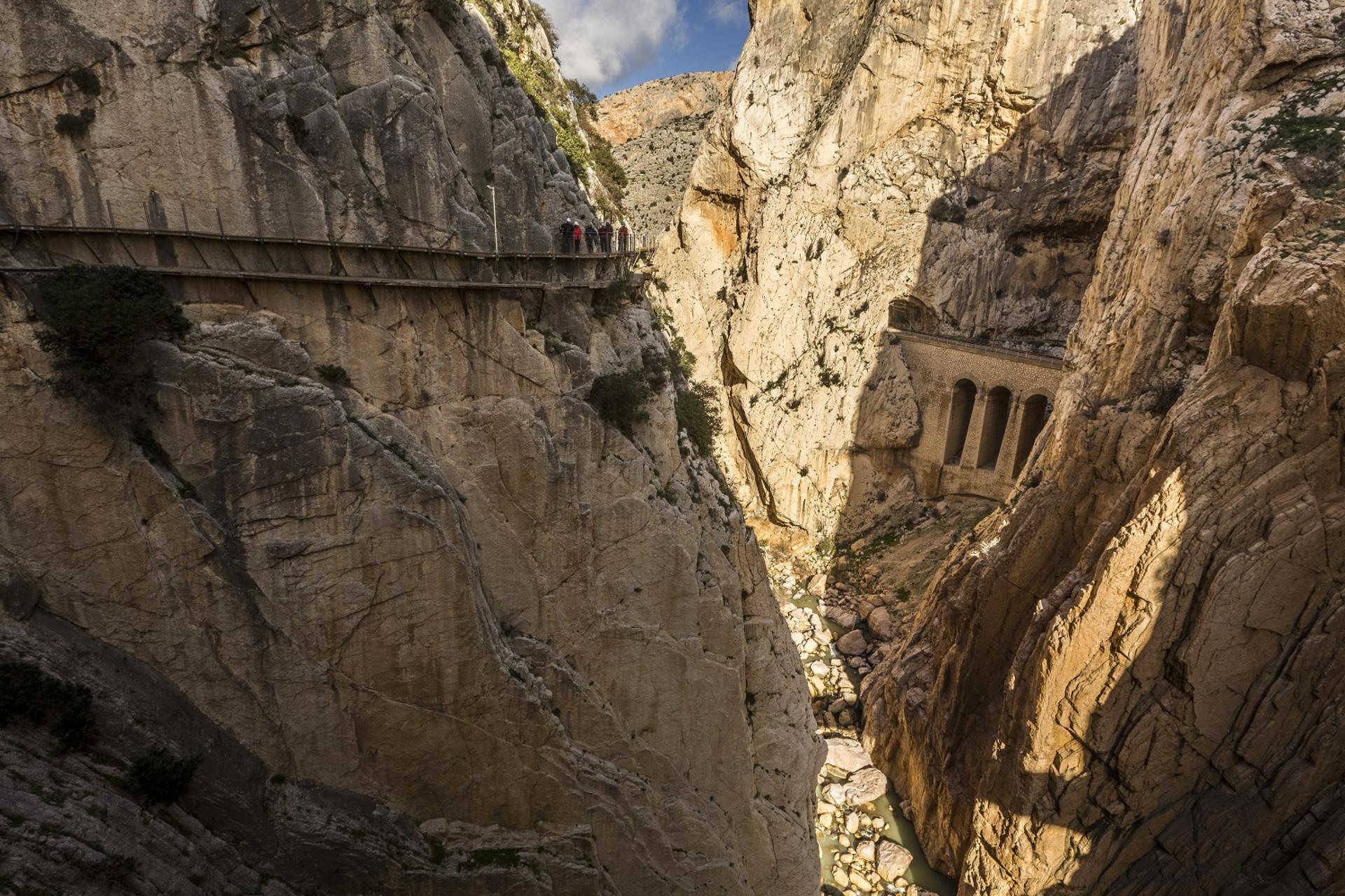 Caminito del Rey Guided tour from Costa del Sol - Thumbnail 6