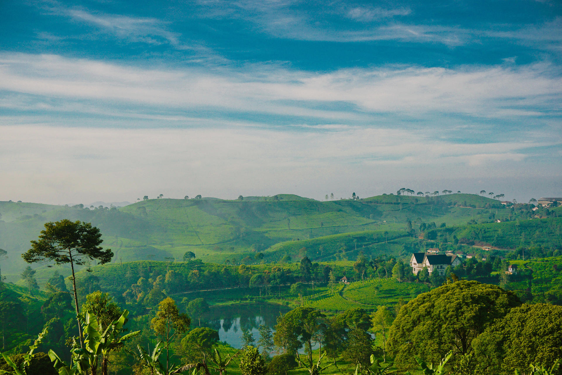 Bandung Private Car Rental with Driver - Thumbnail 8