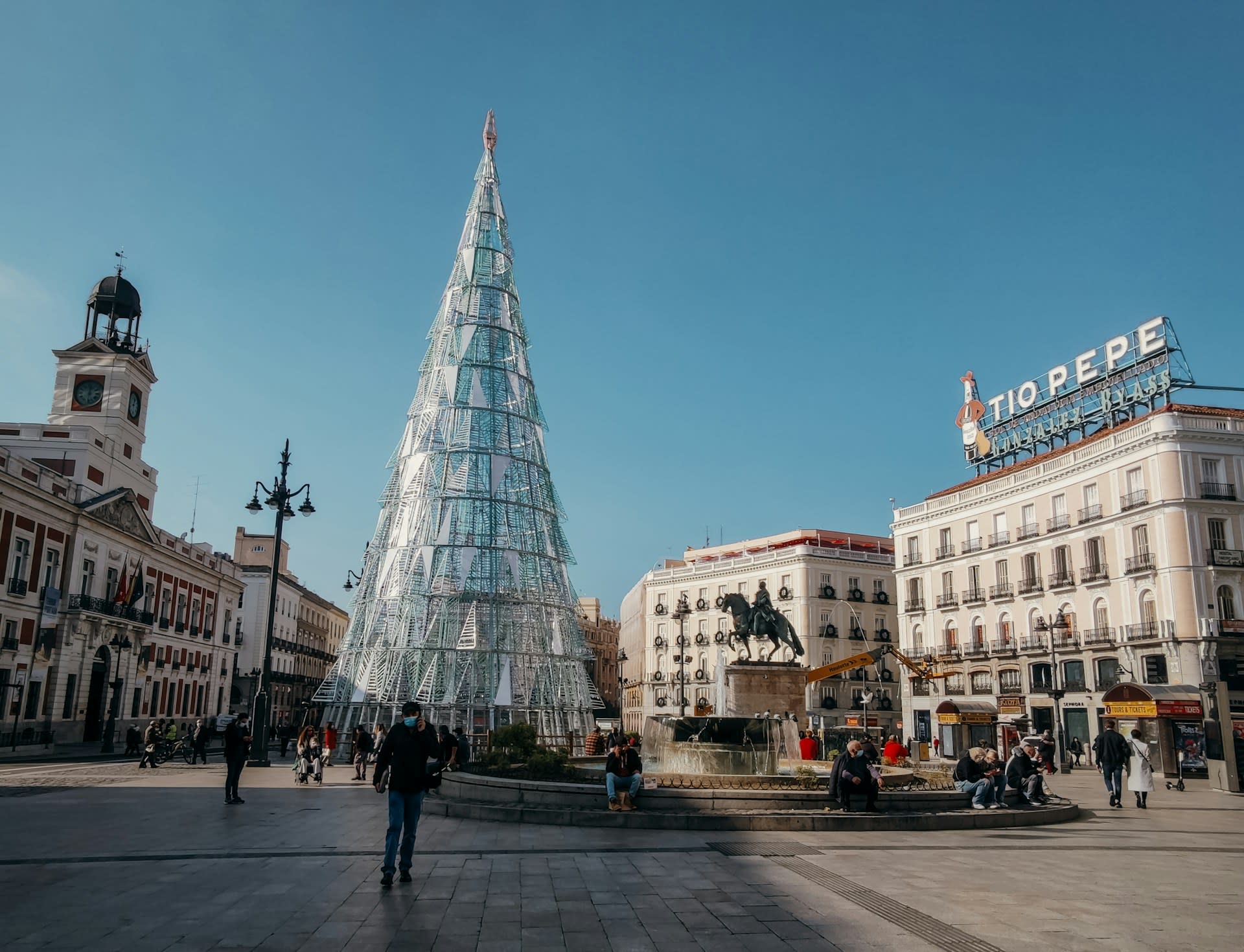 Madrid: City Highlights Guided Walking Tour - Thumbnail 3