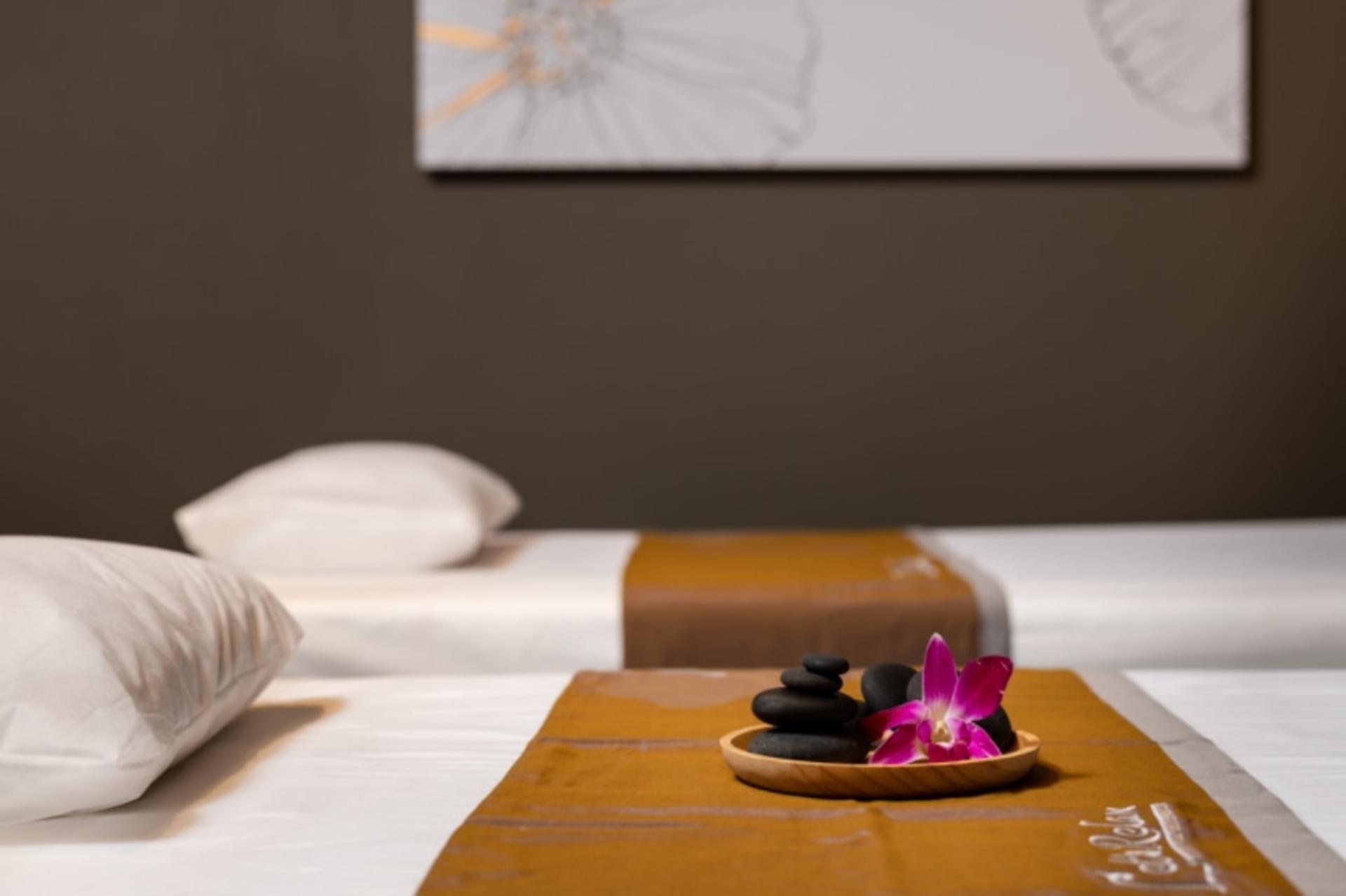 Let's Relax Spa at Central Embassy in Bangkok - Thumbnail 4
