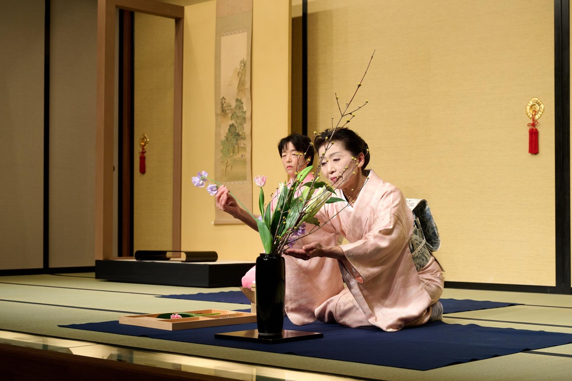 Kyoto Gion Night Tour: Experience Japan's Traditional Culture - Thumbnail 8