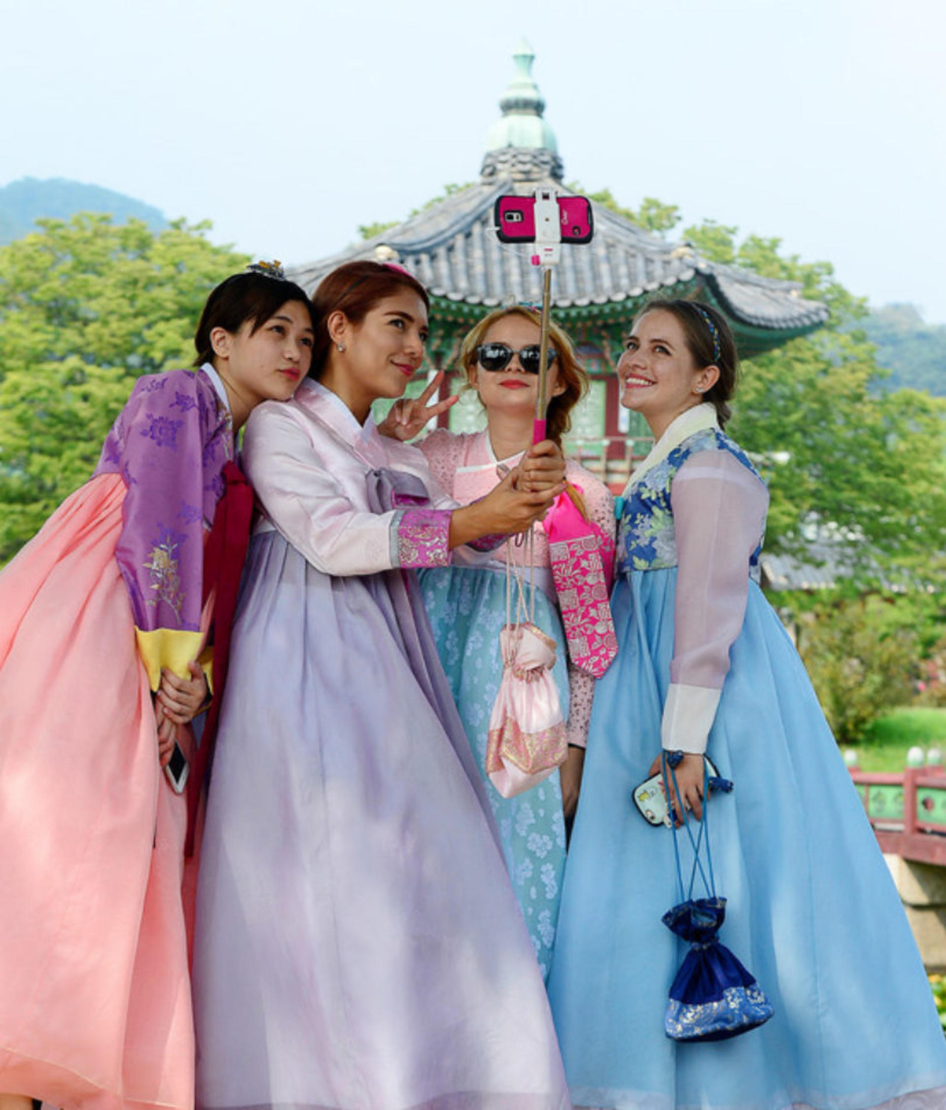 Seoul Private 4 Hour Tour with A Korean Buddy - Thumbnail 6