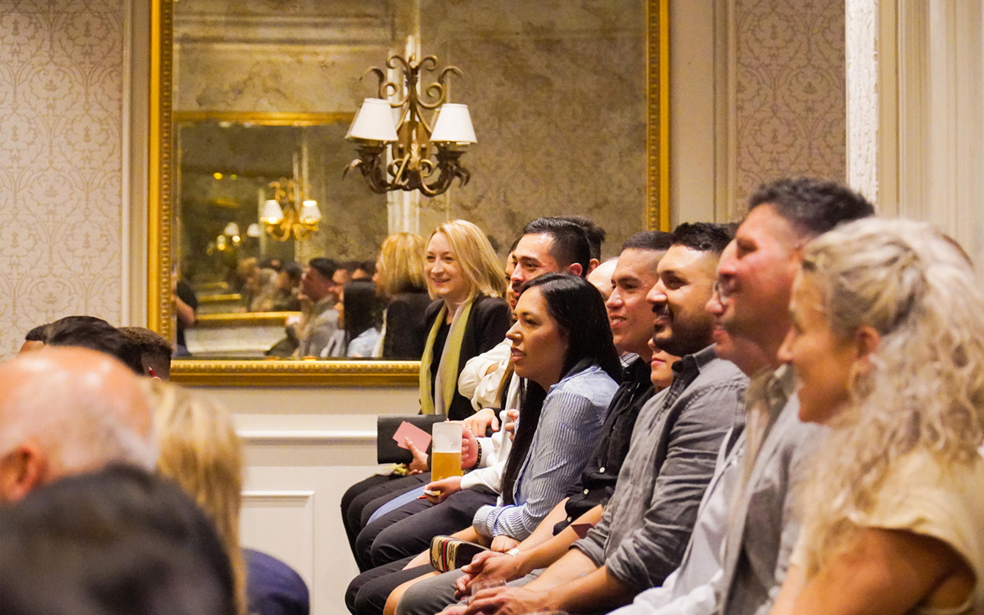 Melbourne Magic Show: Impossible Occurrences at Marriott Hotel - Thumbnail 6
