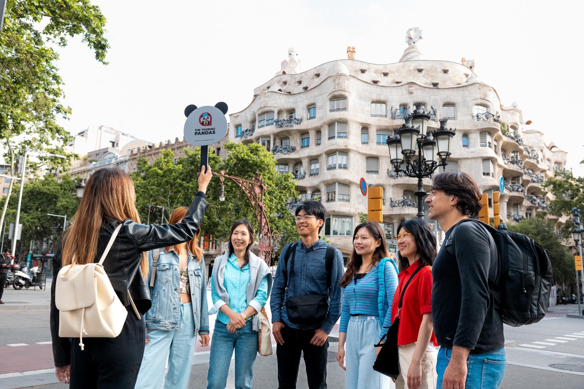 Gaudi Houses & Sagrada Familia Barcelona Full Day Walking Tour - Thumbnail 14