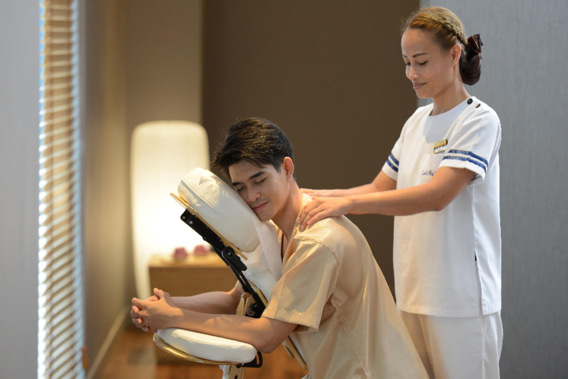 Let's Relax Spa at Carlton Hotel in Bangkok - Thumbnail 4