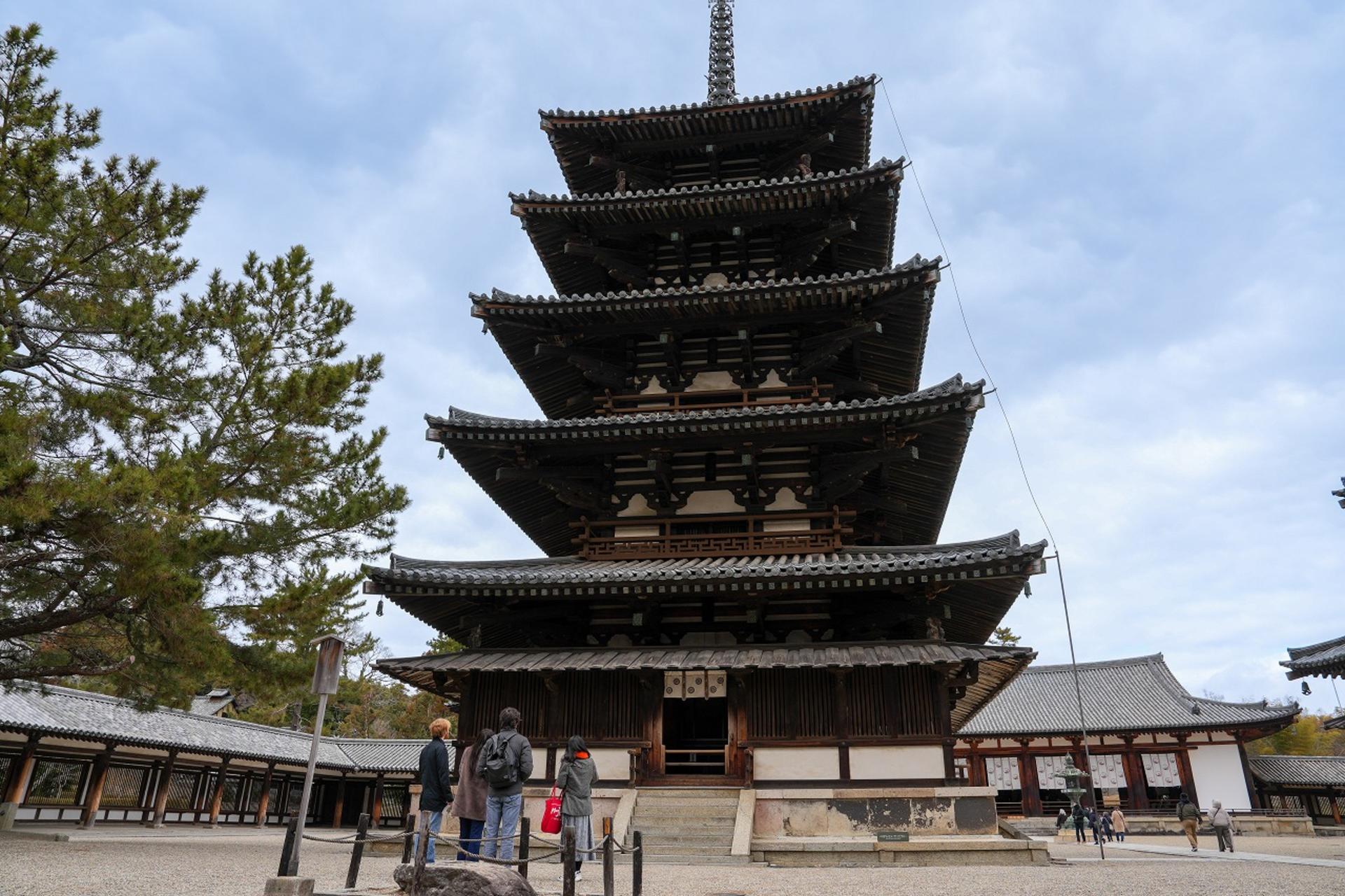 1-Day Nara & Osaka Private Highlights Day Tour  - Thumbnail 15