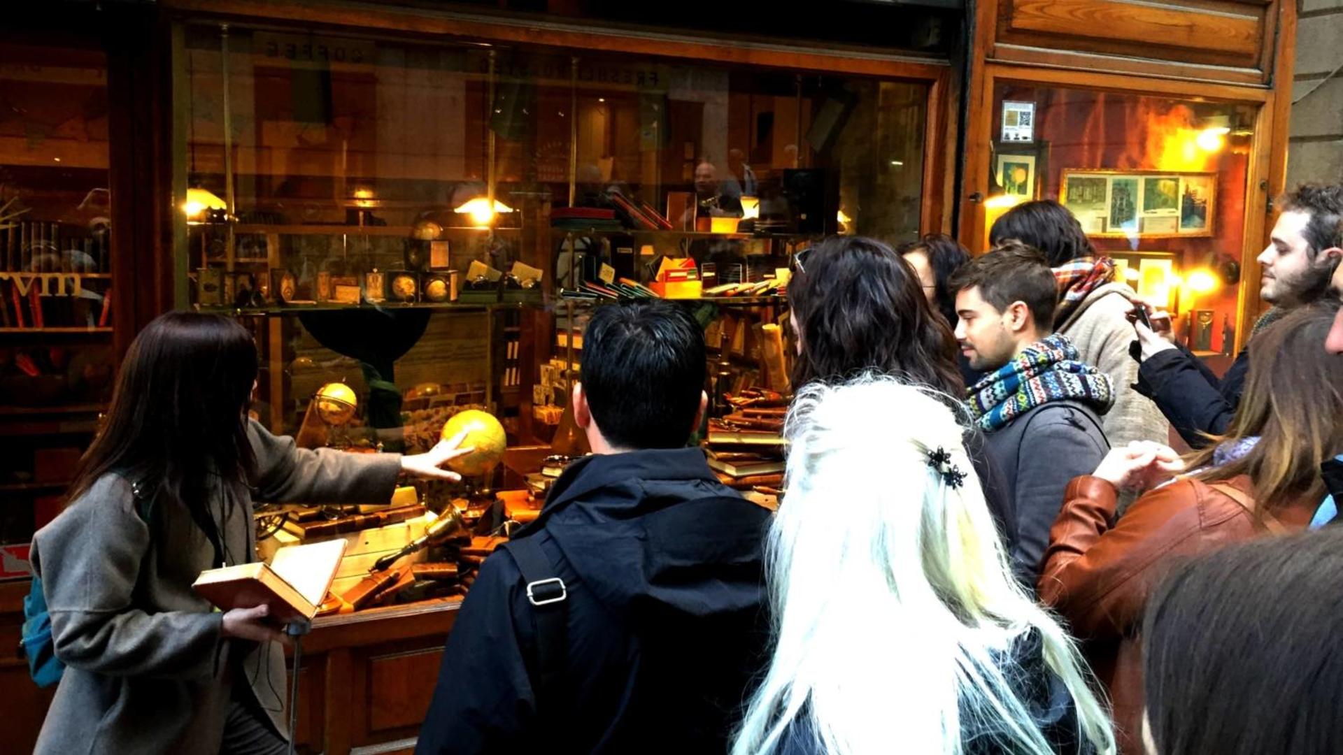 Barcelona Arc Del Teatre Half-Day Small Group Historical Tour - Thumbnail 7