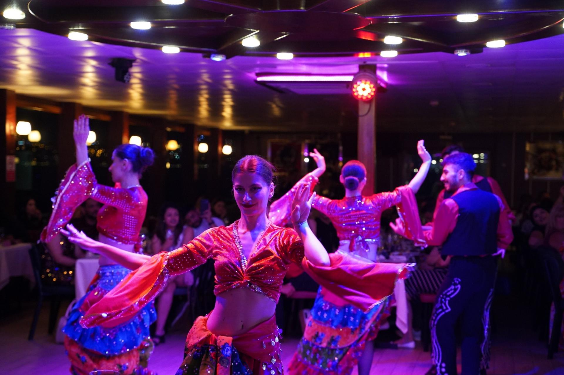 Istanbul Night Cruise with Dinner and Traditional Performances - Thumbnail 14