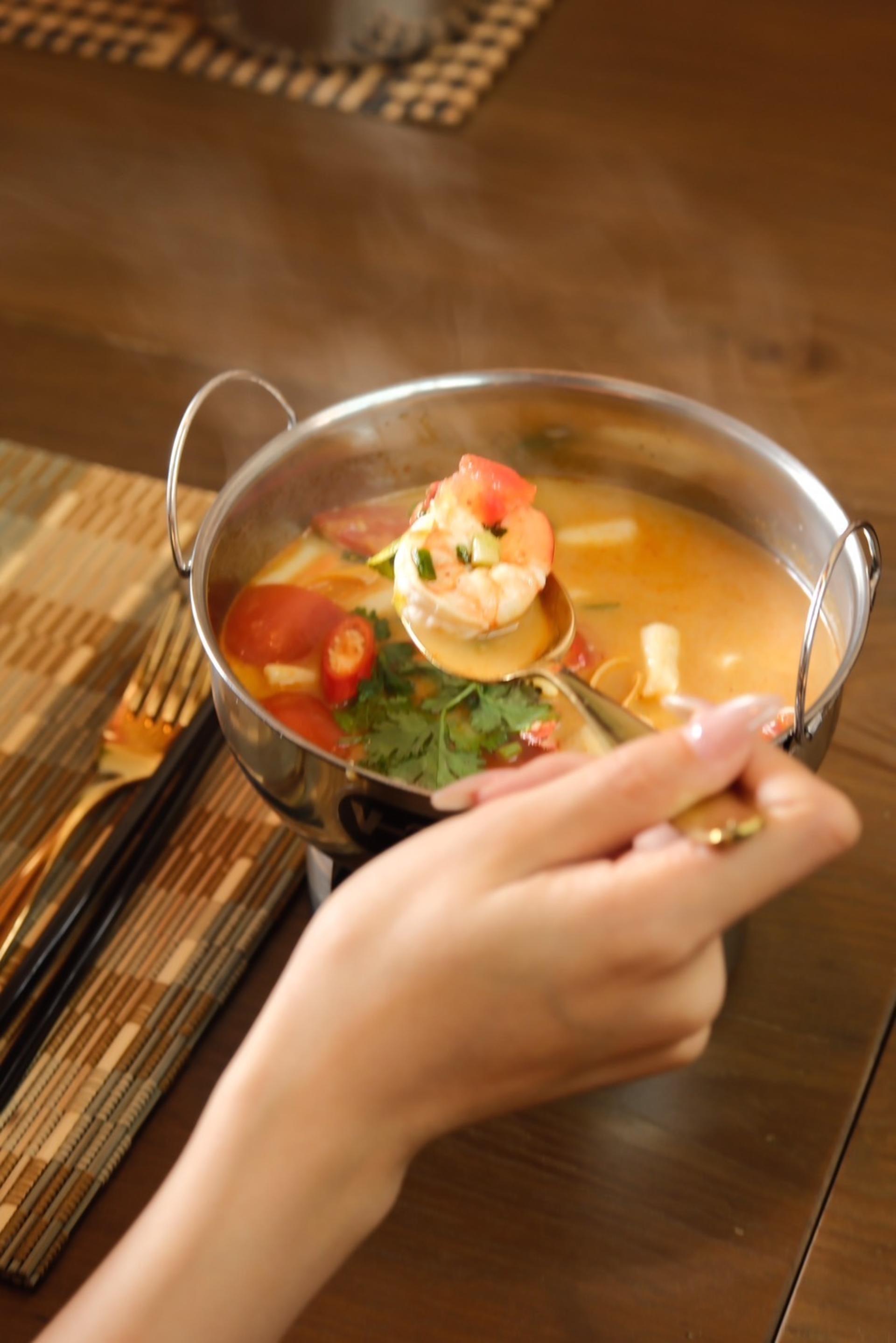Homies Thai cooking class - Thumbnail 5