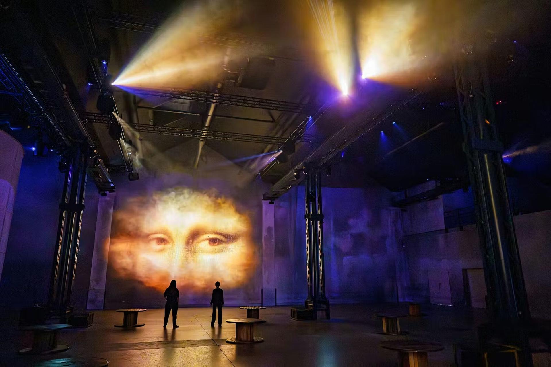 Atelier des Lumieres Ticket in Paris - Thumbnail 3