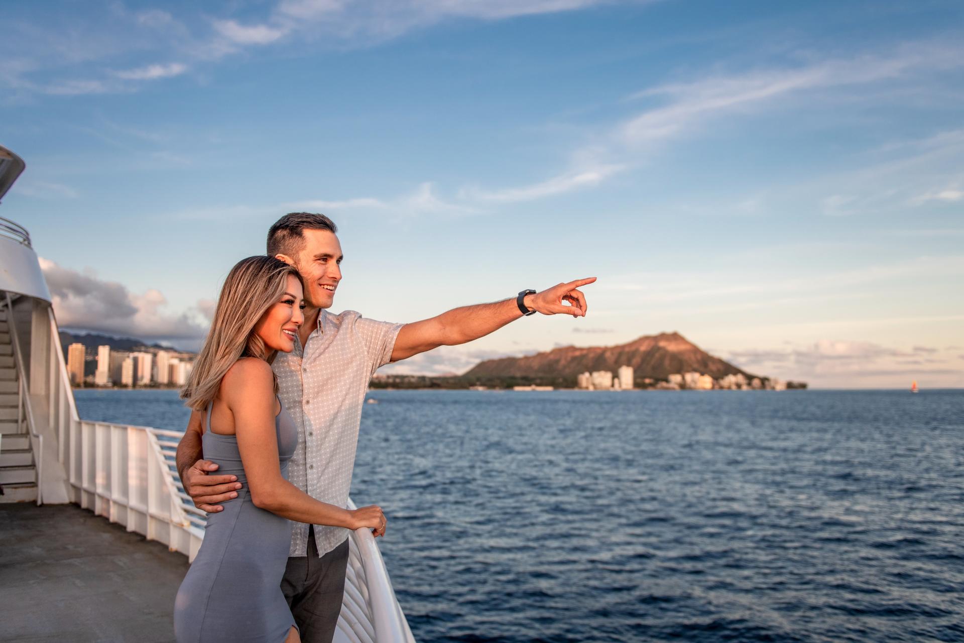 Sunset Cruise Waikiki by Atlantis Cruises - Thumbnail 3