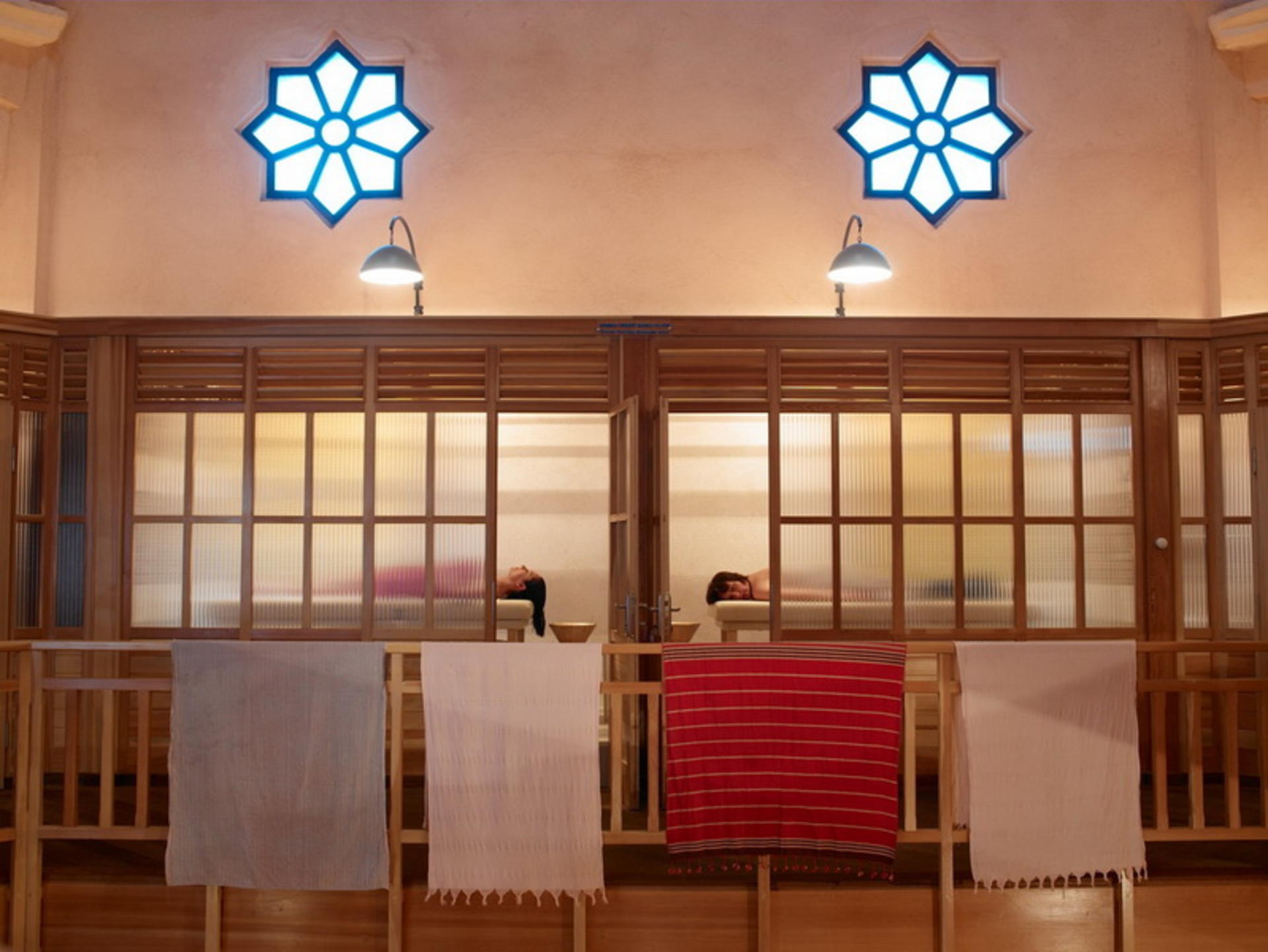 Historical Cemberlitas Hamam Admission in Old City - Thumbnail 3