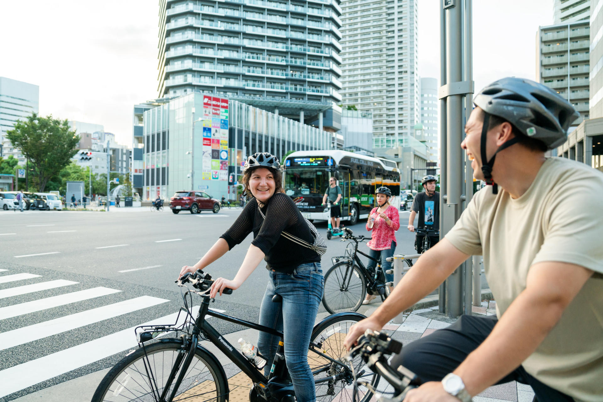 Tokyo City Highlights Half-Day E-Bike Tour with Guide - Thumbnail 8
