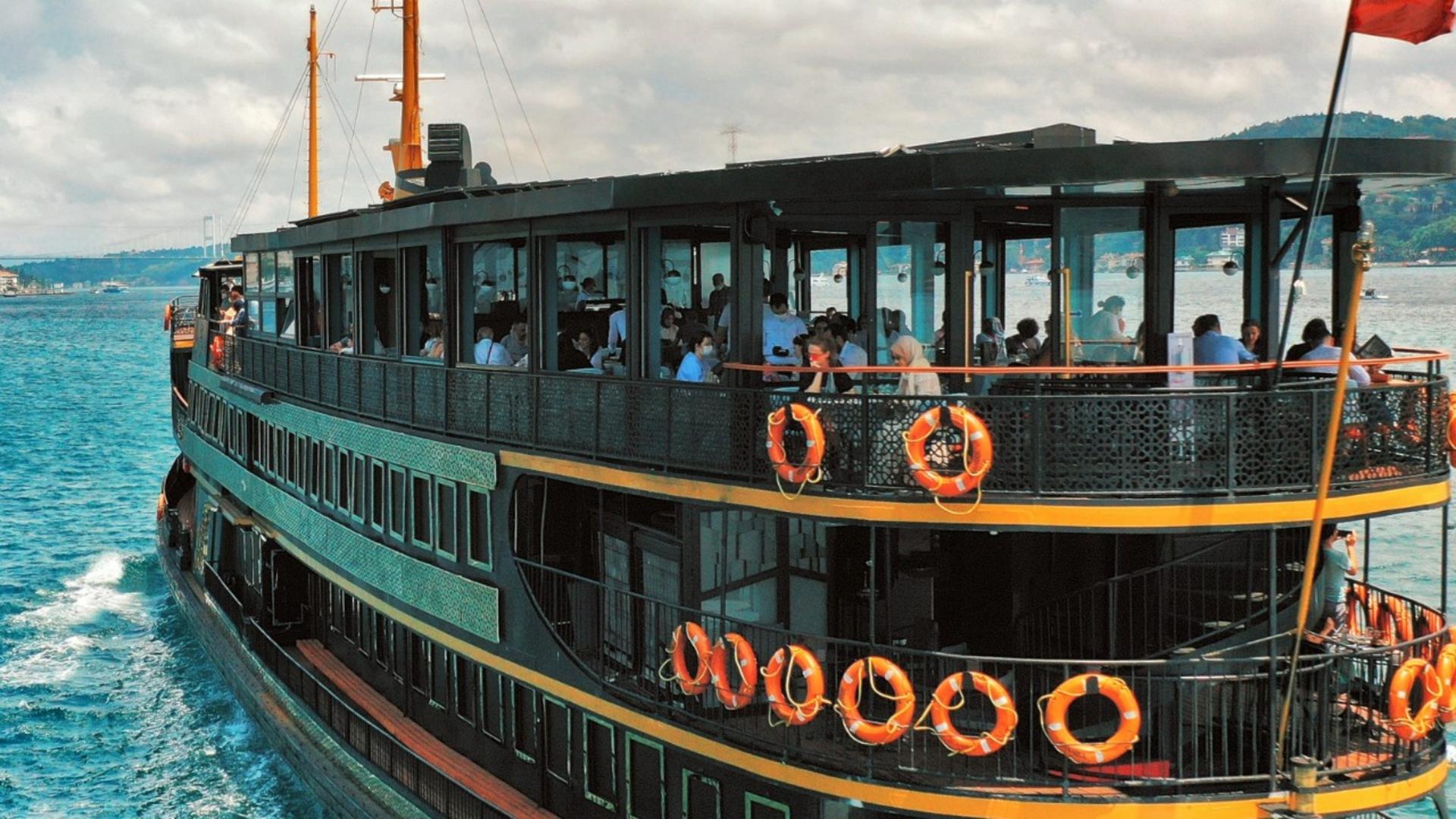 Le Vapeur Magique - Morning Turkish Breakfast Cruise - Thumbnail 2