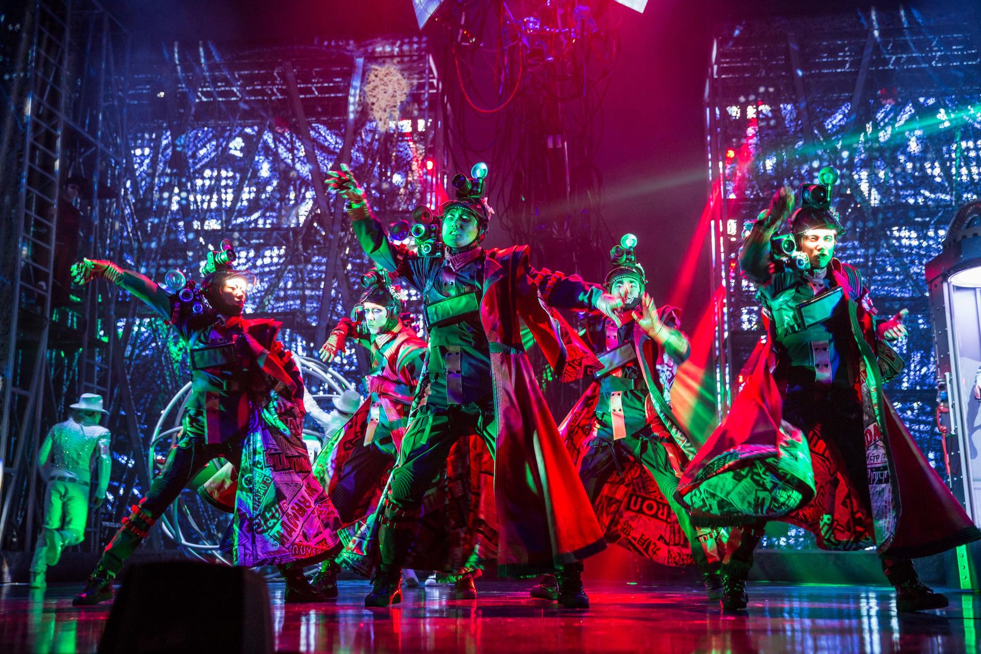 Michael Jackson ONE by Cirque du Soleil Show Ticket in Las Vegas - Thumbnail 7