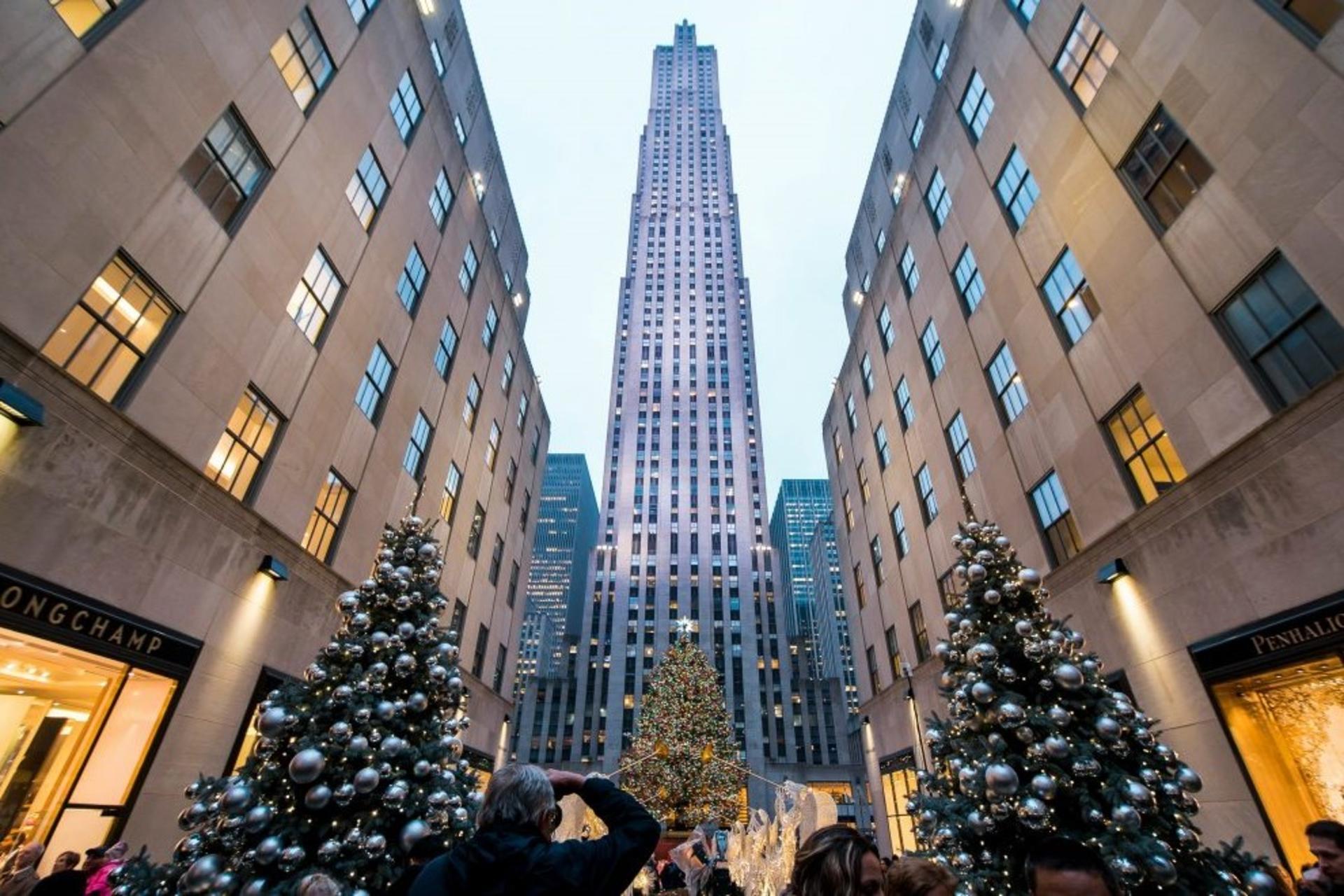 Rockefeller Center Walking Tour with Top of the Rock  - Thumbnail 5
