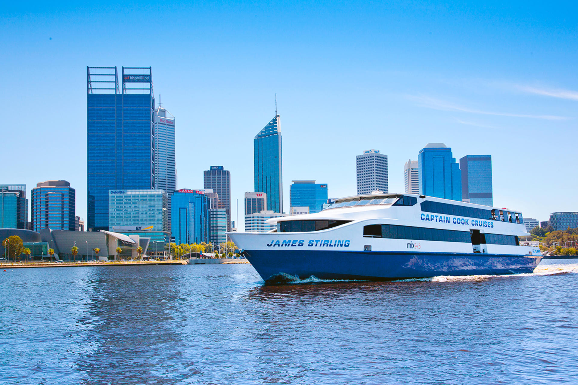 Swan River Lunch Cruise  - Thumbnail 7