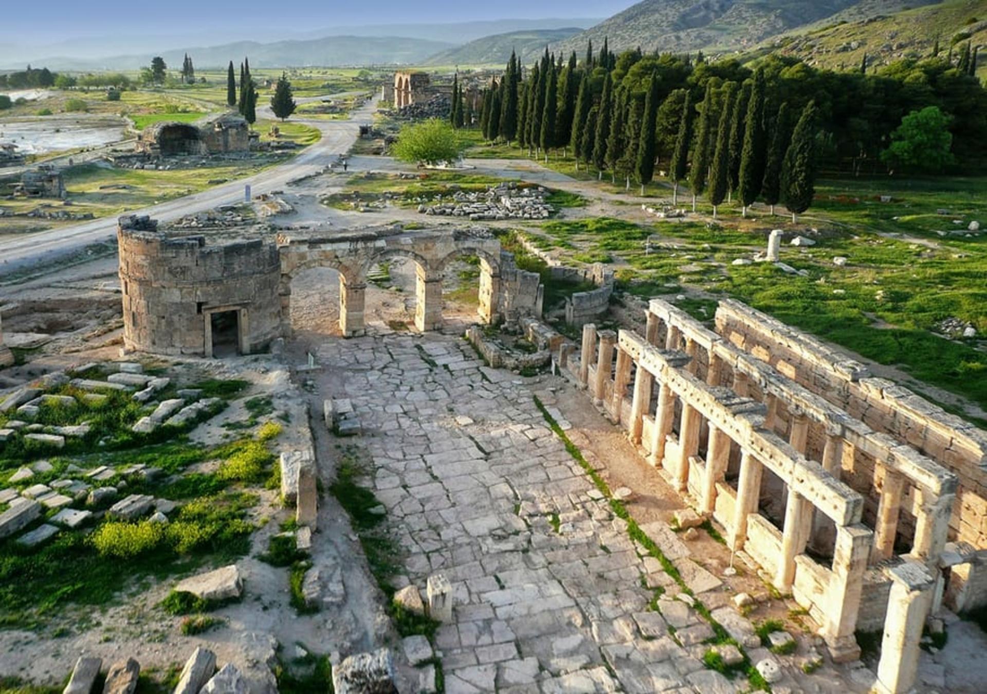 Pamukkale: City Tour with Lunch & Hotel Transfers - Thumbnail 4