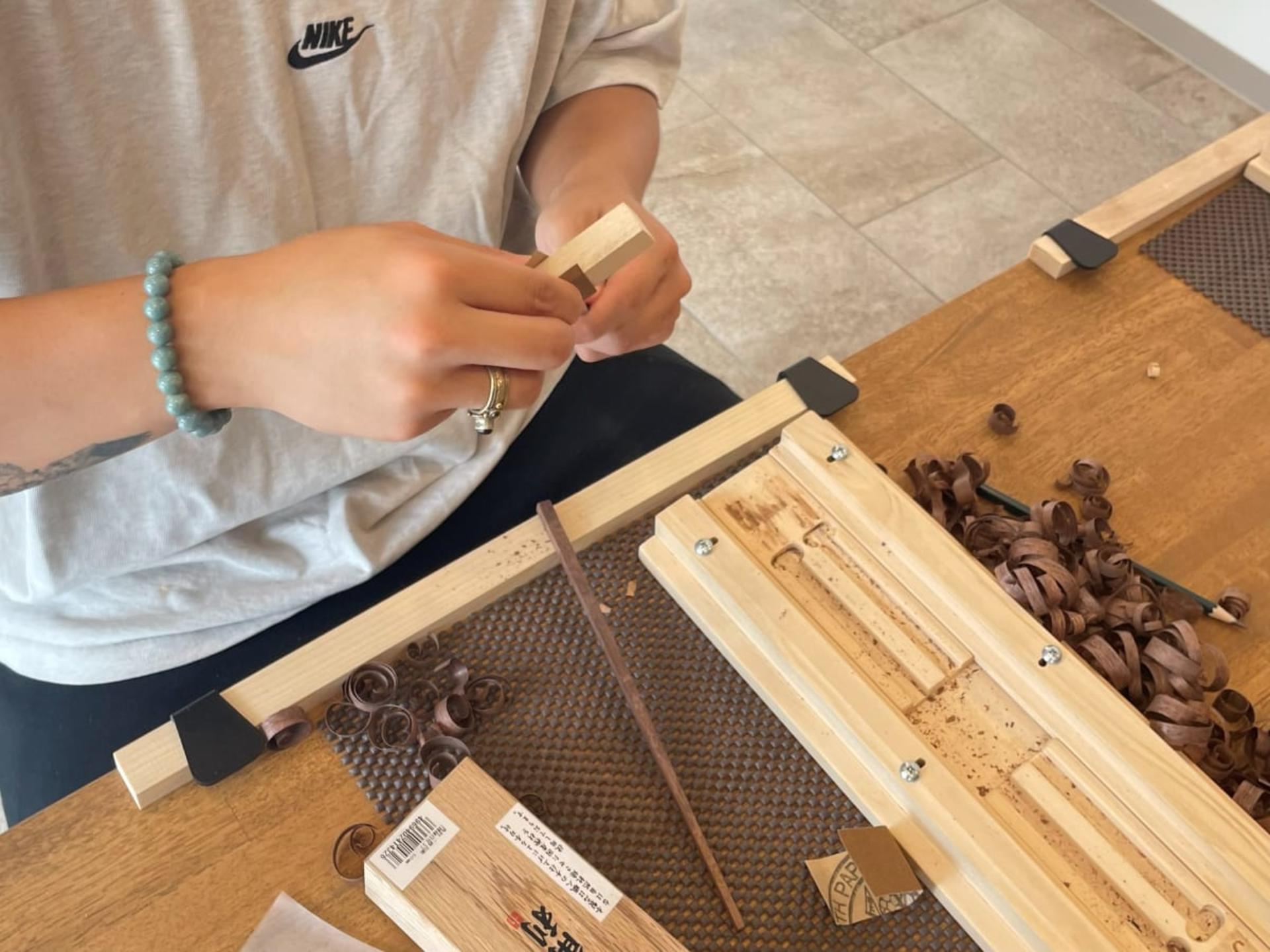 Asakusa: Create Your Own Personalized Japanese Chopsticks - Thumbnail 3