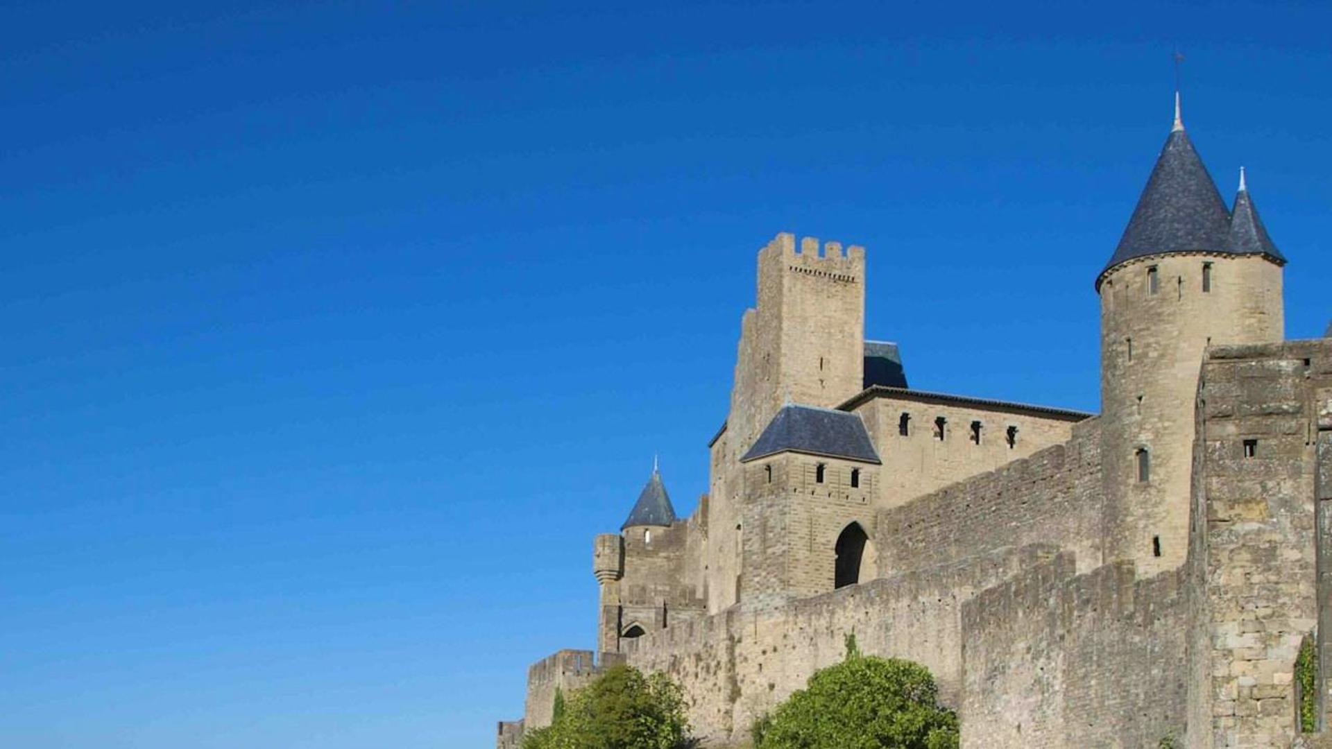 Carcassonne and Chateau Comtal Day Tour from Toulouse - Thumbnail 2