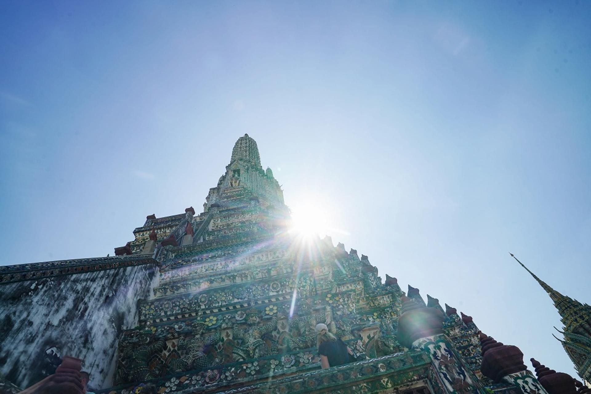 Wat Pho, Wat Arun & Flower Market Guided Walking Tour in Bangkok - Thumbnail 51