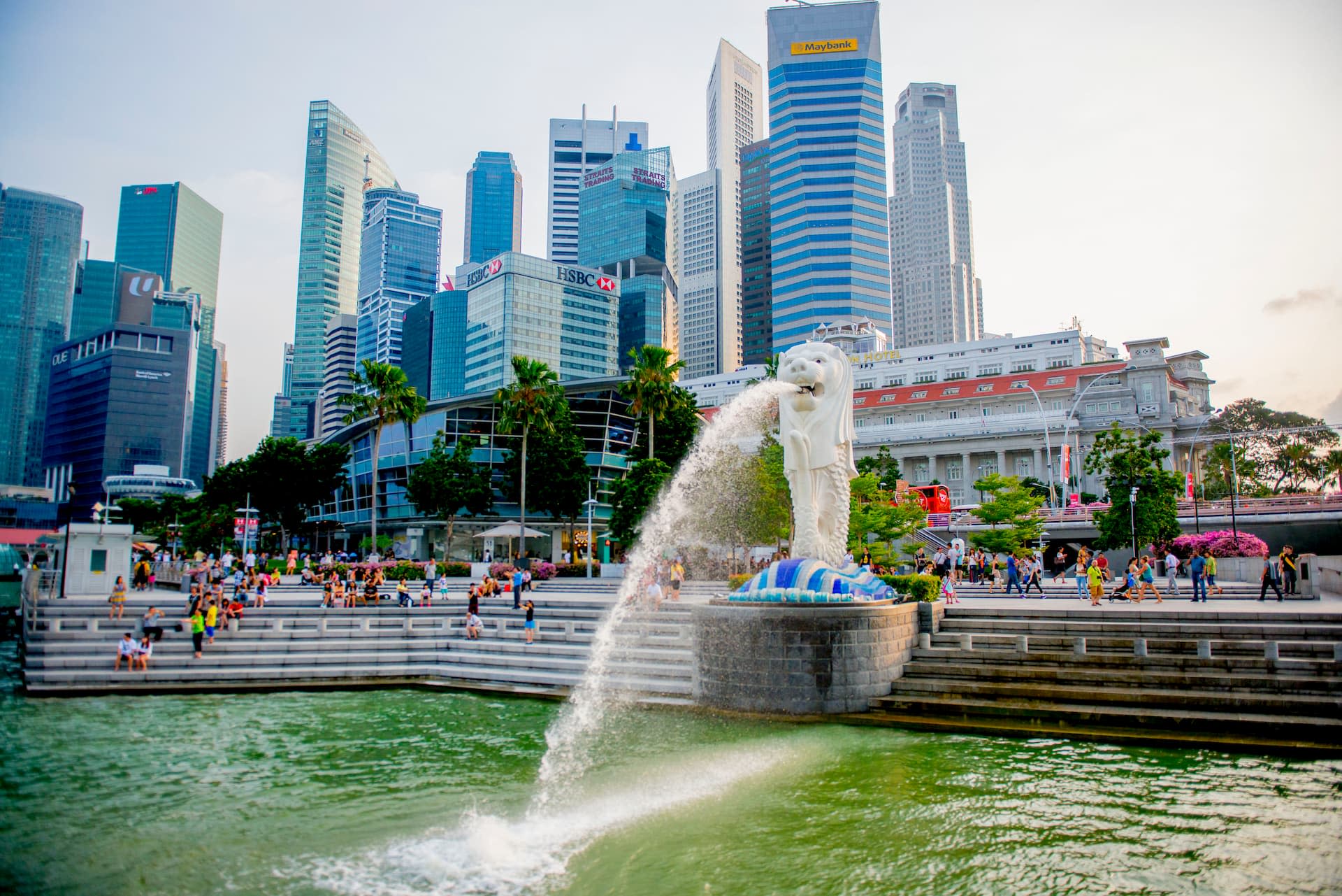 Singapore: Icons of the Lion City with Gardens by the Bay - Thumbnail 3