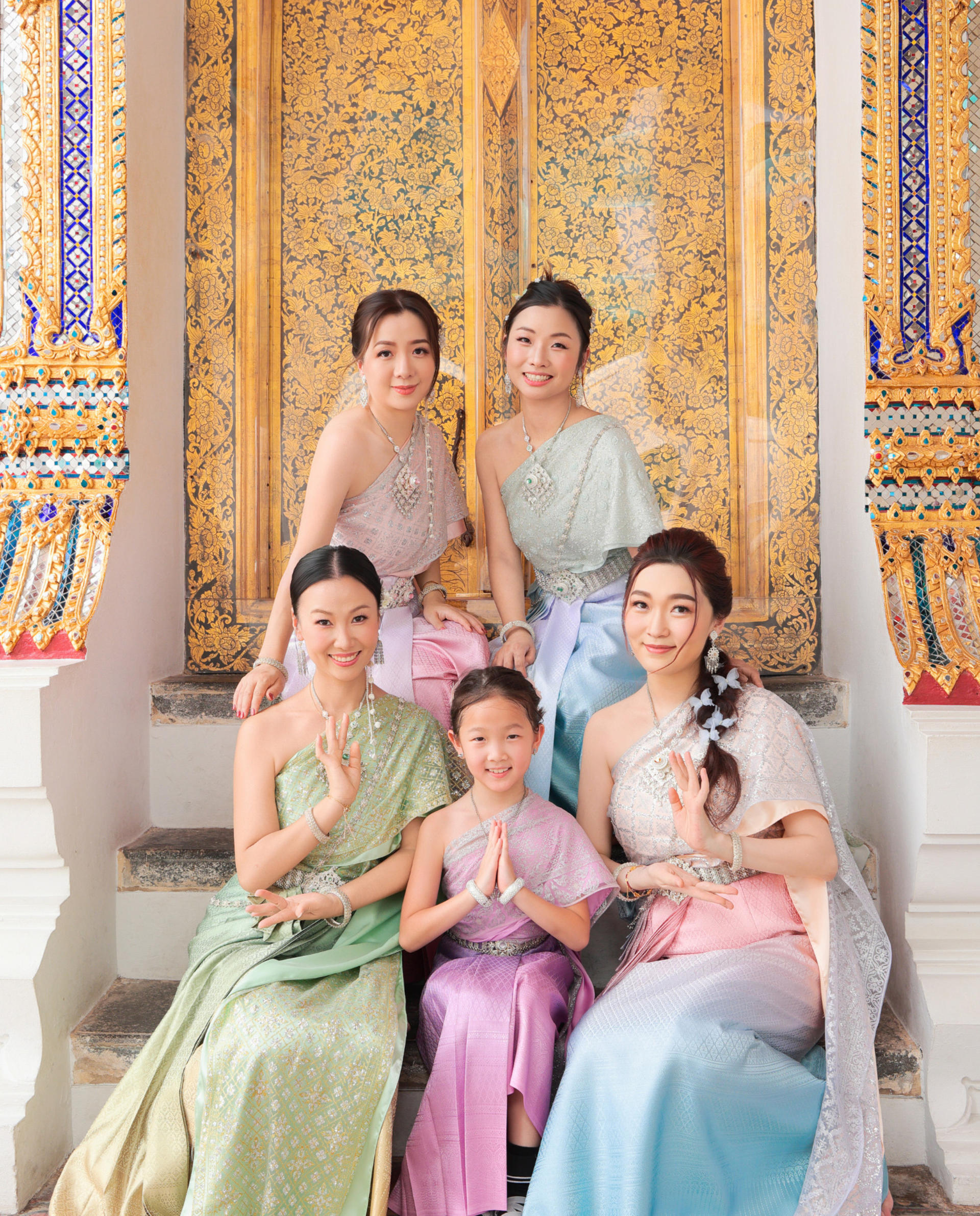Thai Costume Rental by Charis Thai Studio in Bangkok - Thumbnail 16