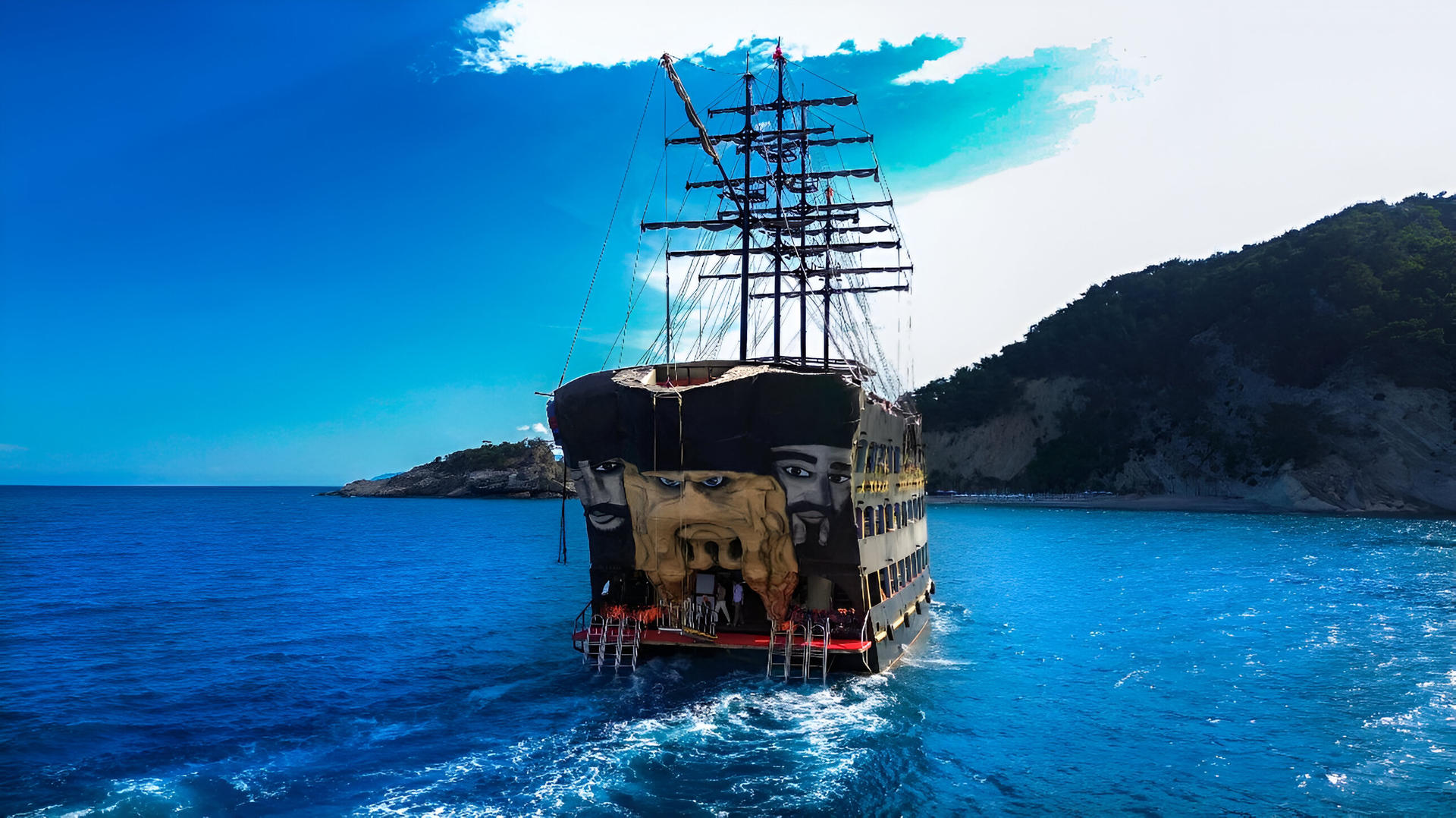 Red Dragon Boat Tour in Kemer - Thumbnail 3