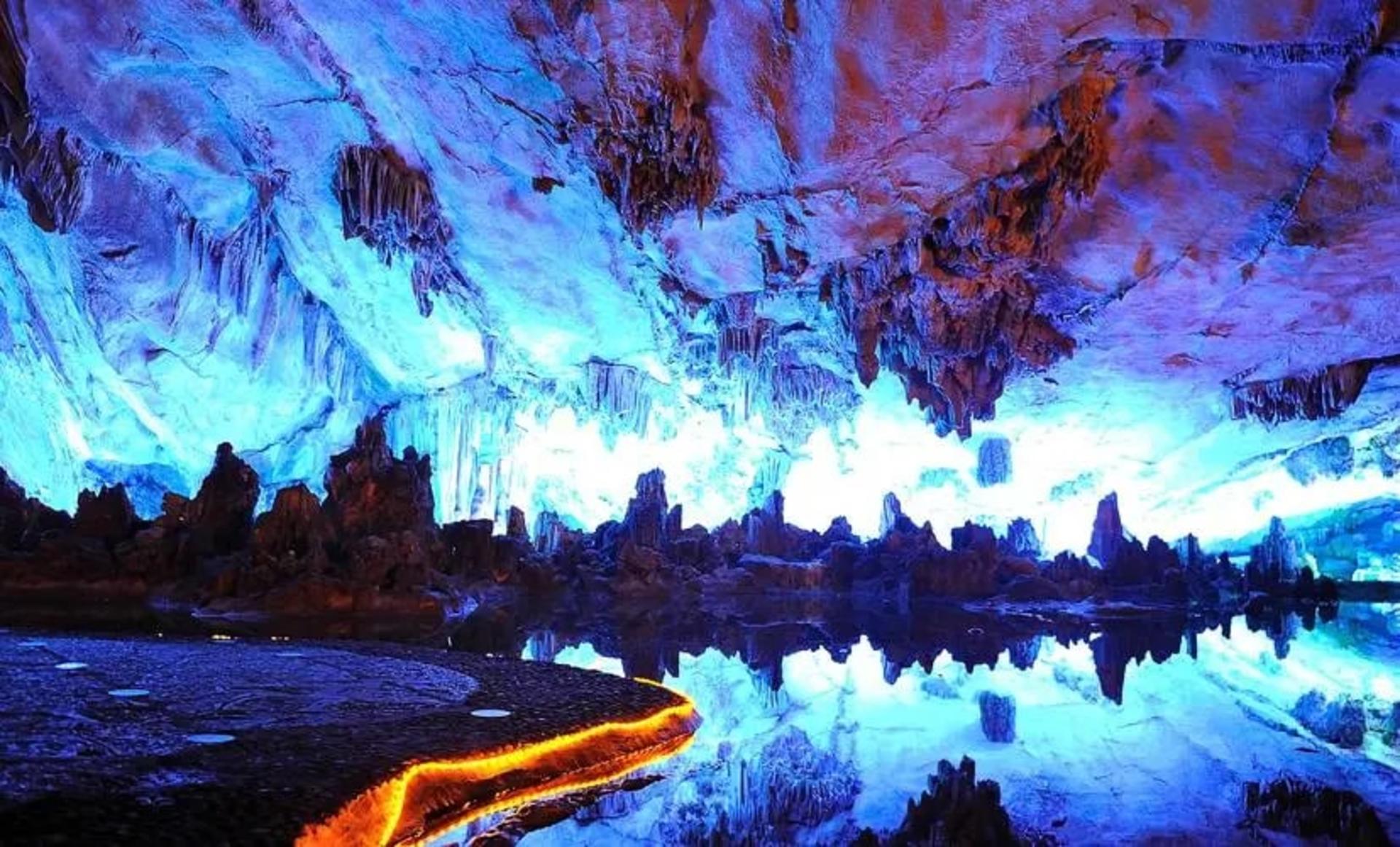 Guilin Reed Flute Cave, Daxu Ancient Town Private Guided Day Tour - Image 1