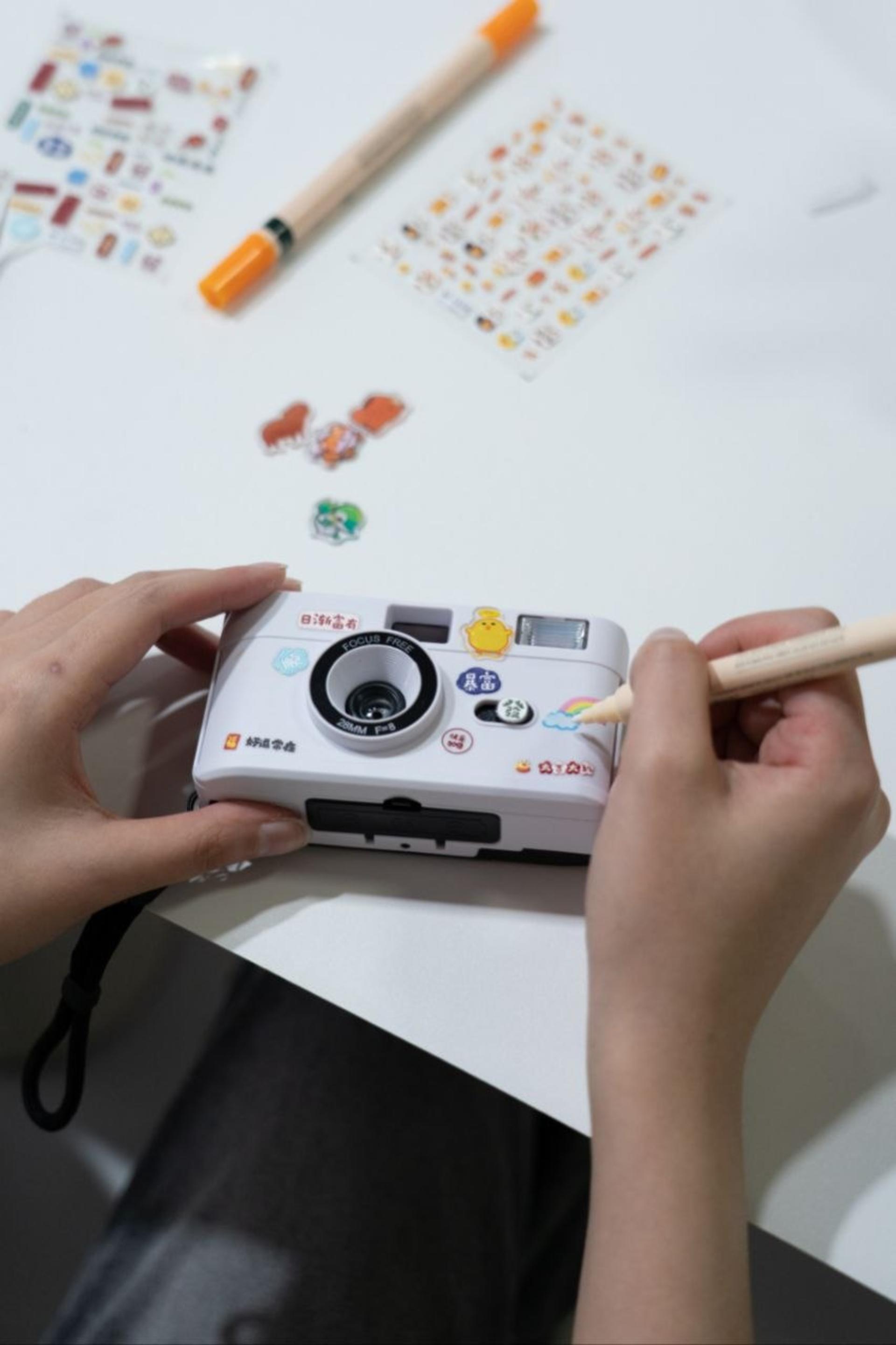 DIY Film Camera Workshop in Singapore by The Artsy Lens - Thumbnail 6