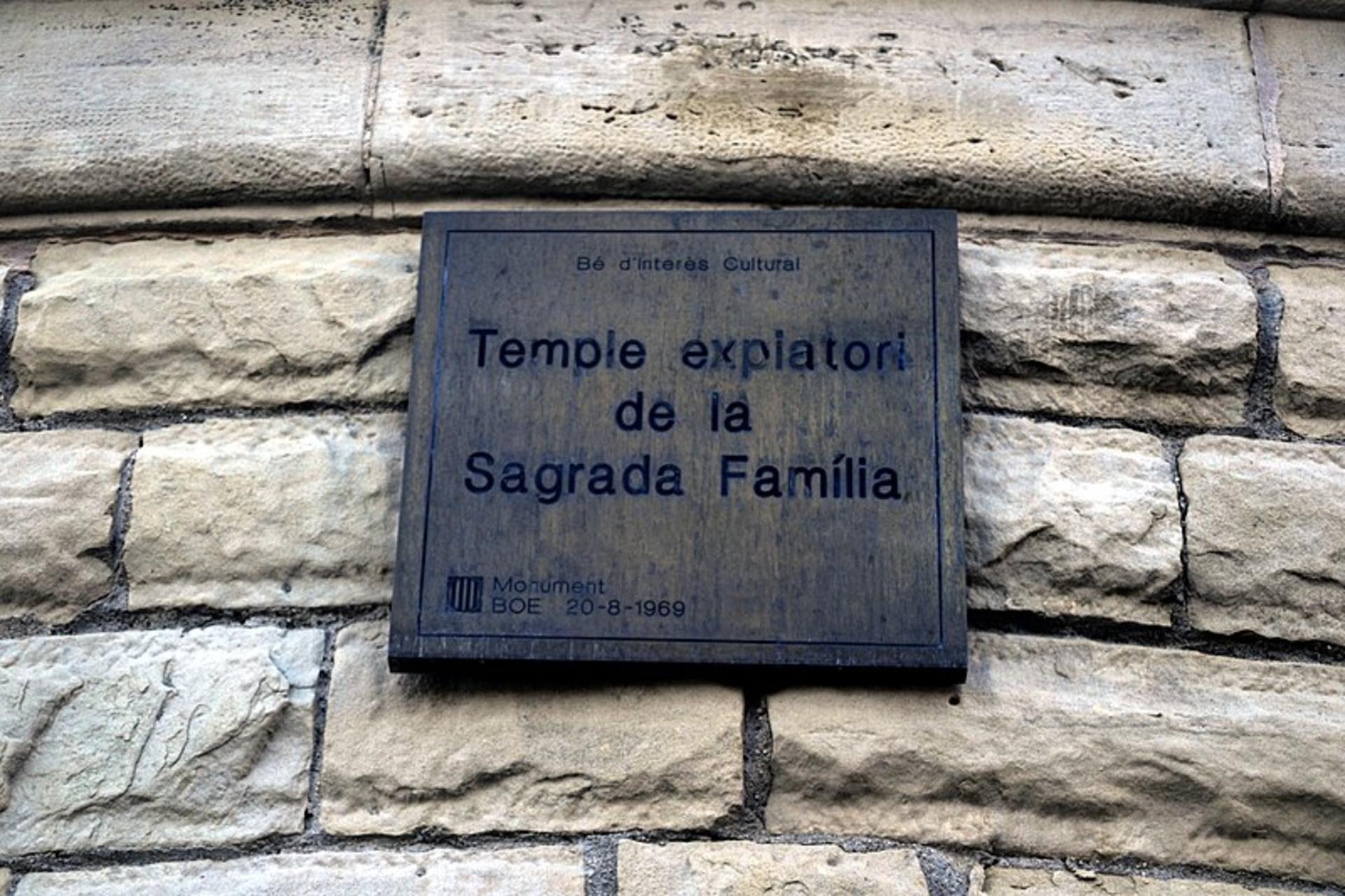  Unlock Sagrada Família Guided Tour - Thumbnail 4
