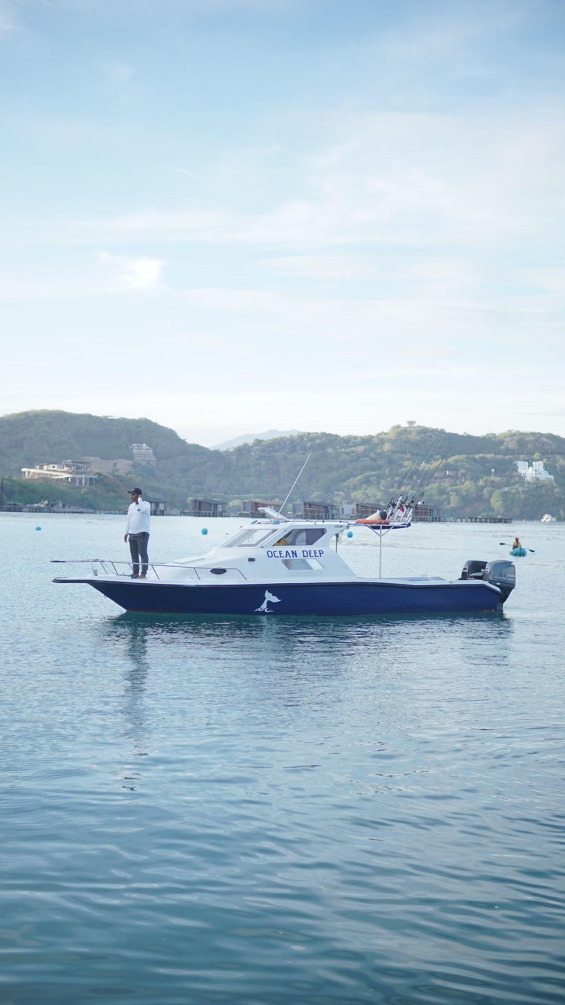 Labuan Bajo Pink Beach Private Full-Day Fishing Tour - Image 1