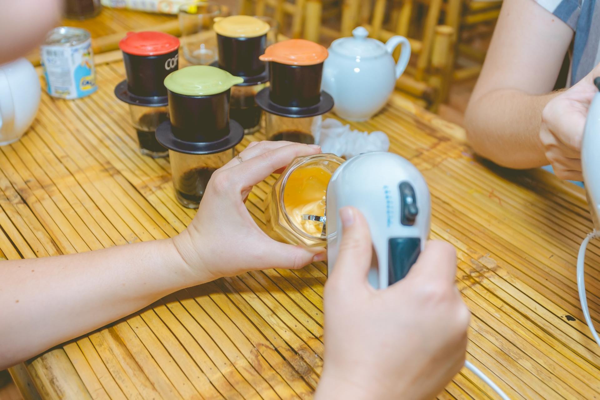 Vietnamese Coffee Making Class in Hoi An - Thumbnail 4