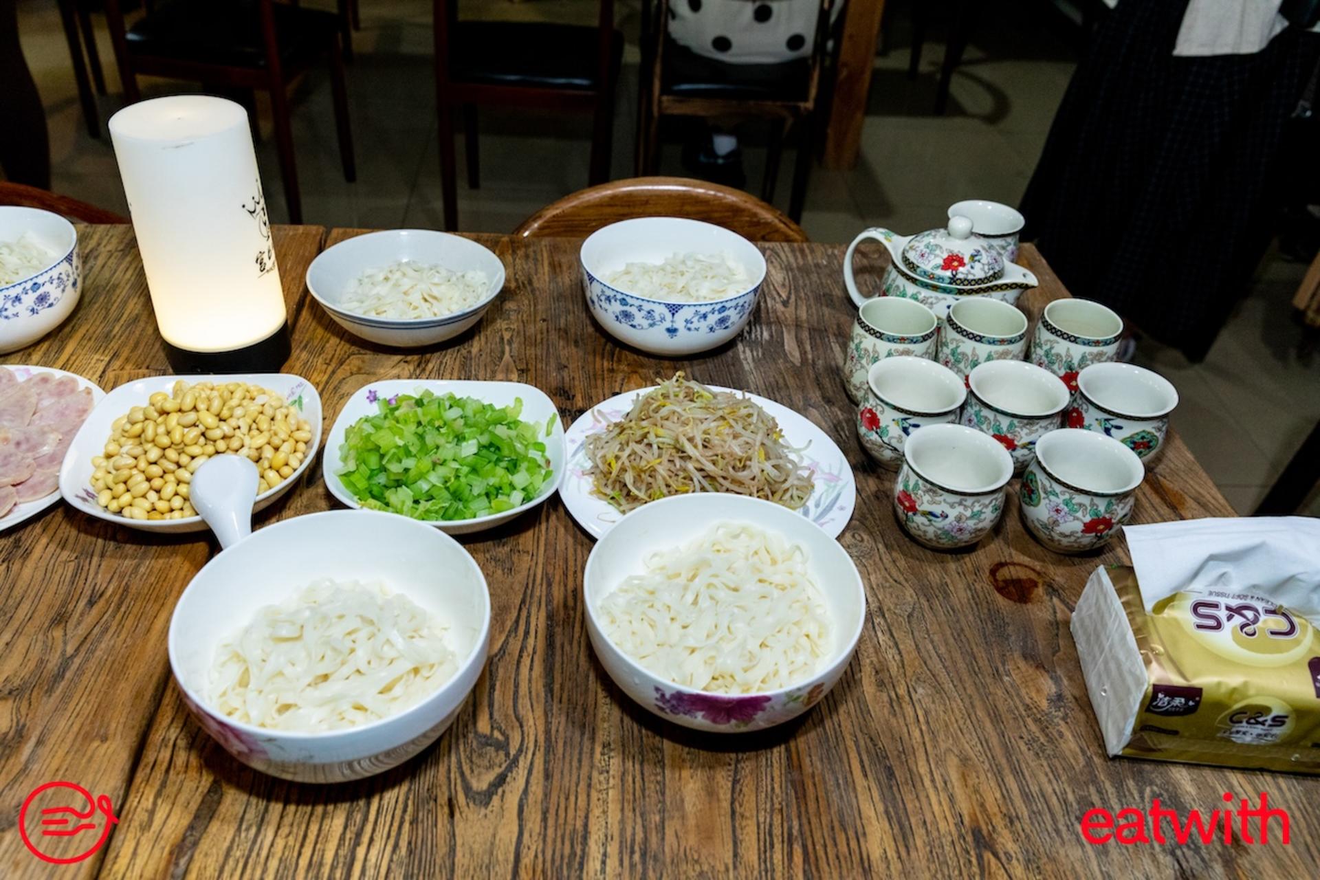 Draw the Rabbit God & Enjoy Halal Zhajiang Noodles - Eatwith - Thumbnail 3