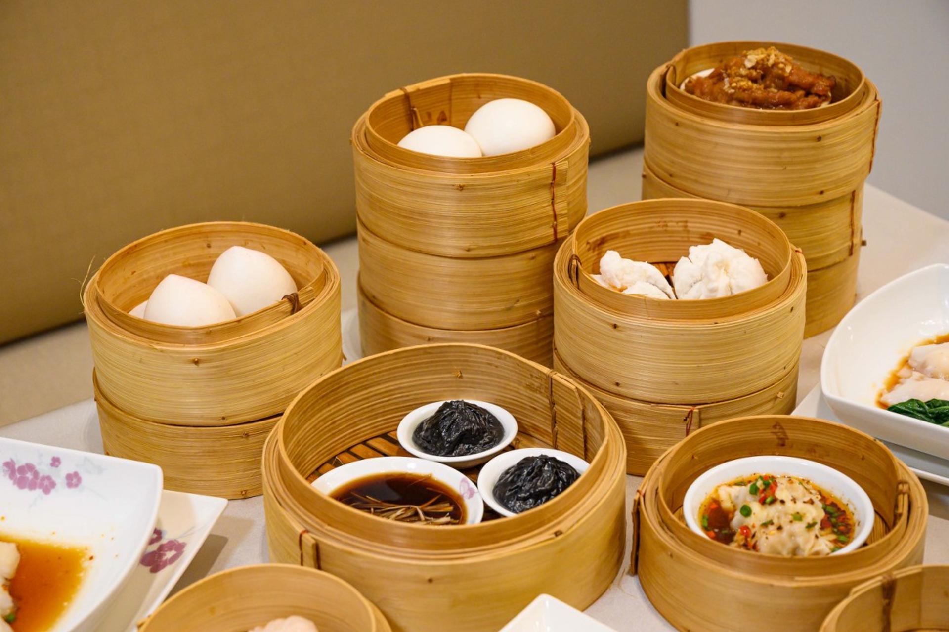 Man Fu Yuan QSNCC Authentic Chinese Cuisine (Michelin Guide) - Thumbnail 21