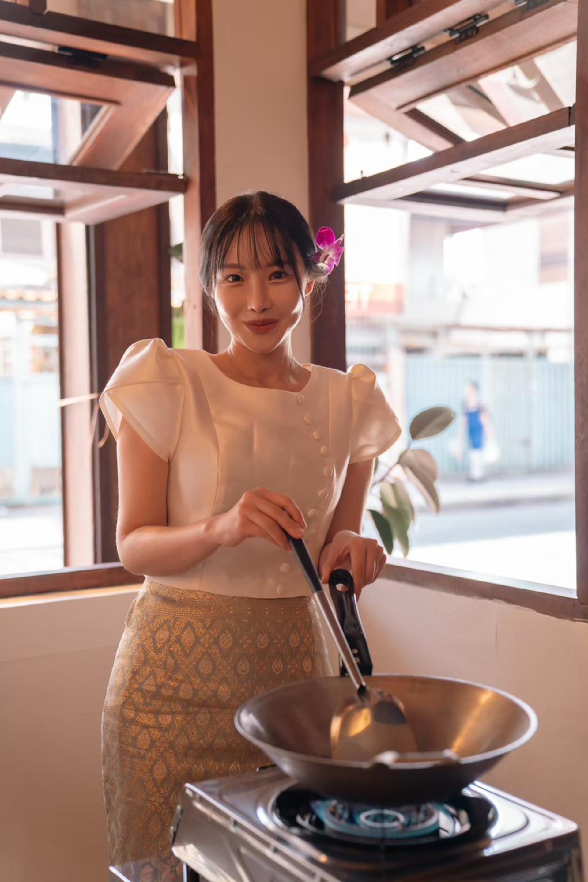 Homies Thai cooking class - Thumbnail 10