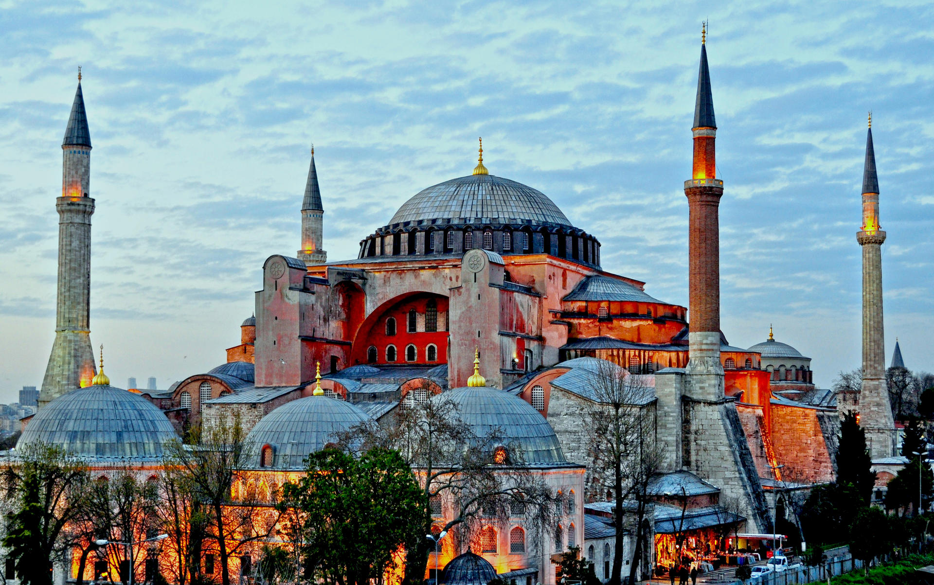 Istanbul: Old Town, Blue Mosque, Hippodrome & Hagia Sophia - Thumbnail 8
