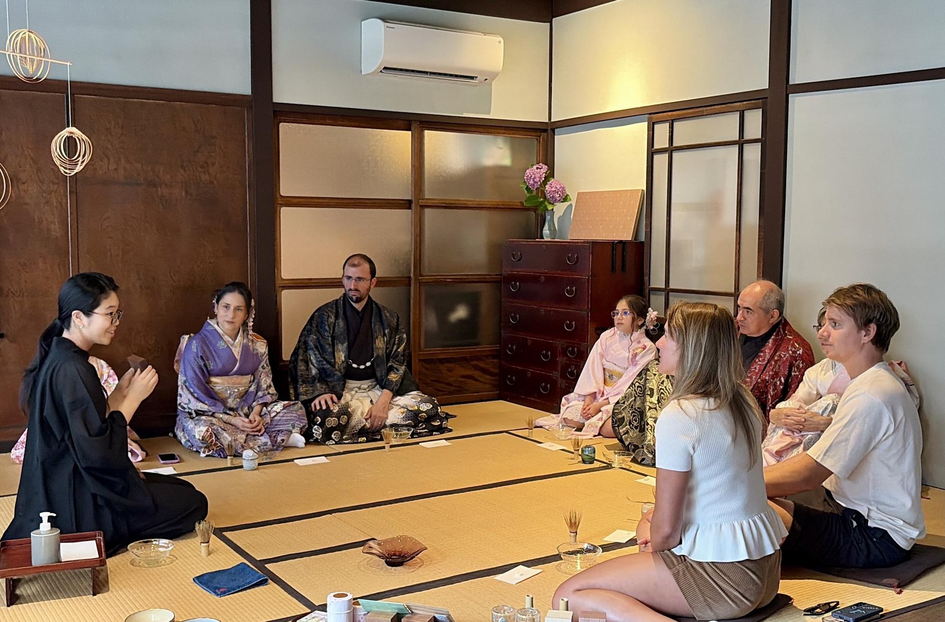 Kyoto: Tea Ceremony Meditation: Make Your Matcha with a Tea Master - Thumbnail 14